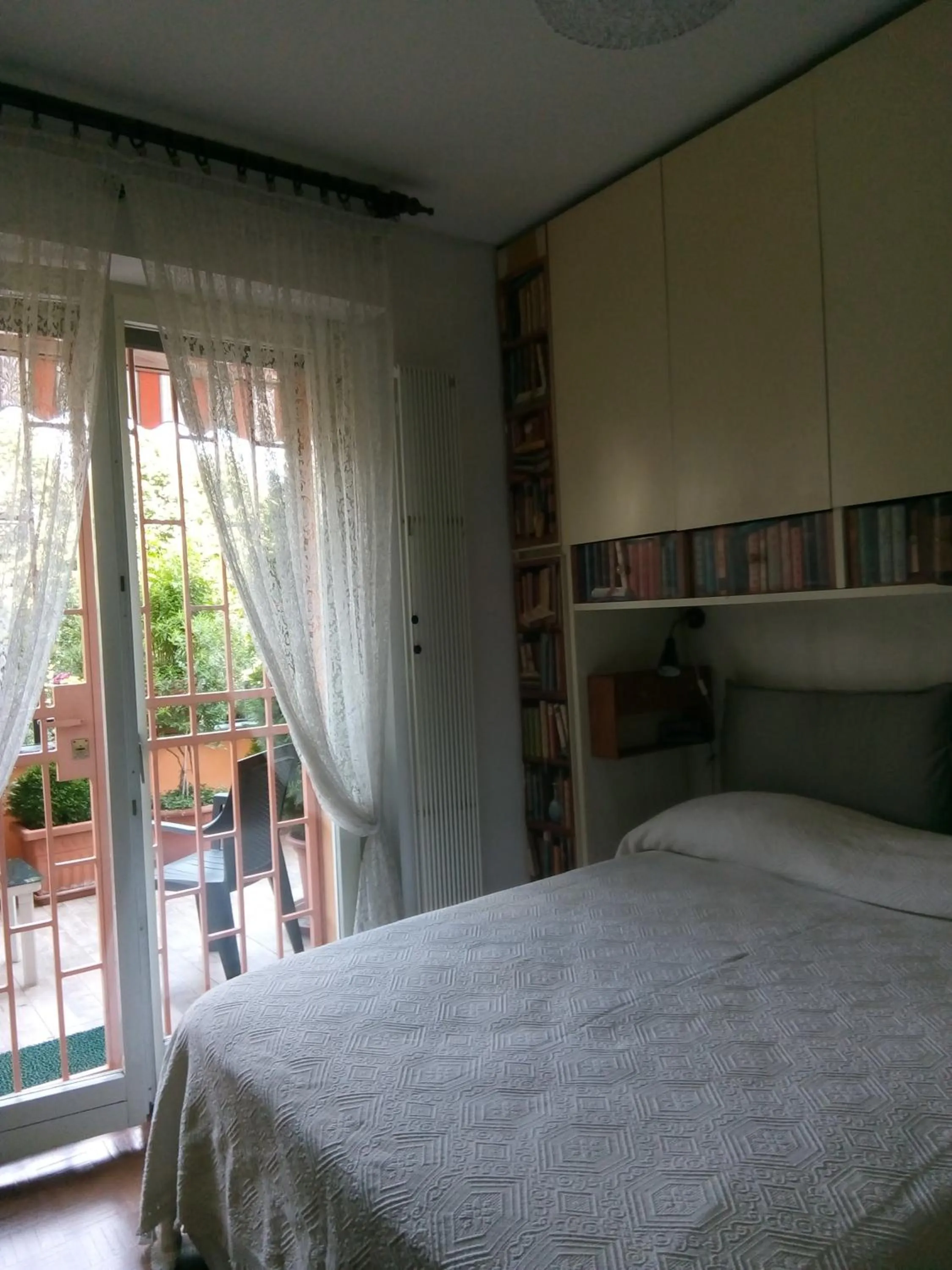 Photo of the whole room in B&B Metrò