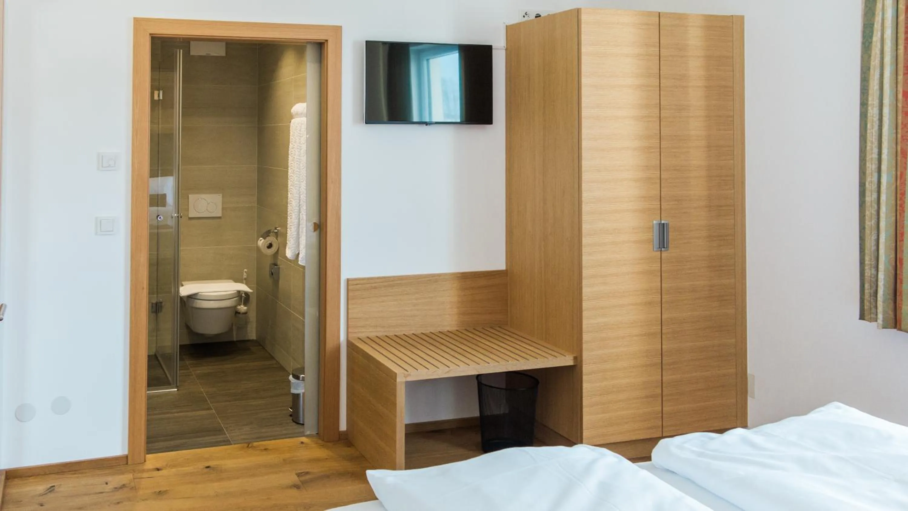 Bedroom, Bed in TrippelGUT - SchlafGUT