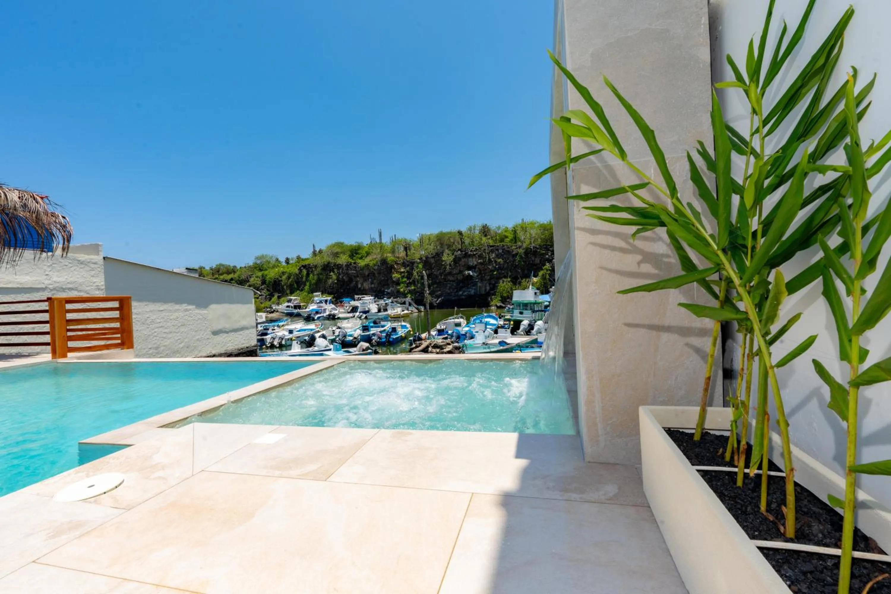 Hot Tub in El Barranco Galapagos