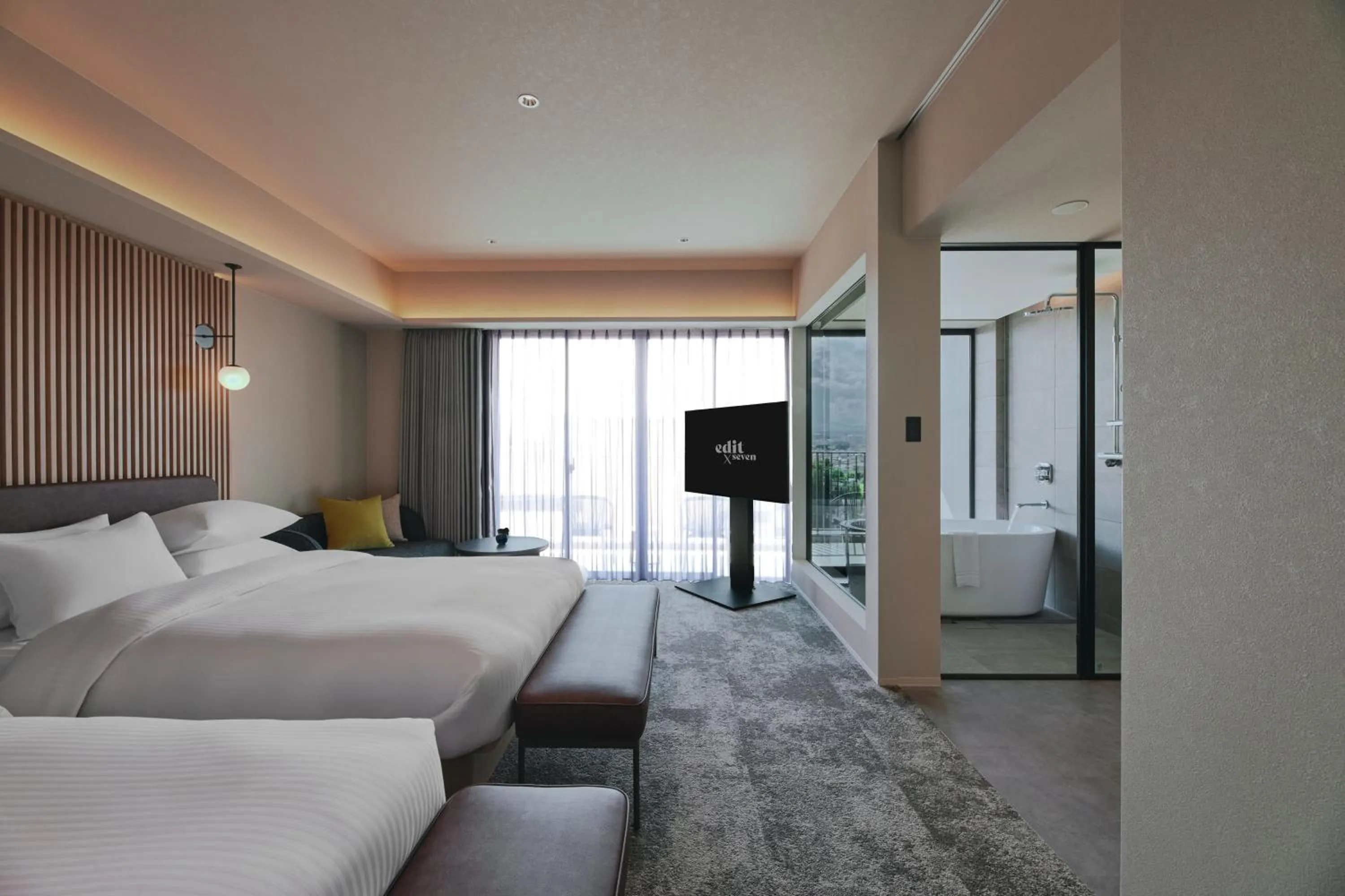 Bed in edit x seven FUJI GOTEMBA