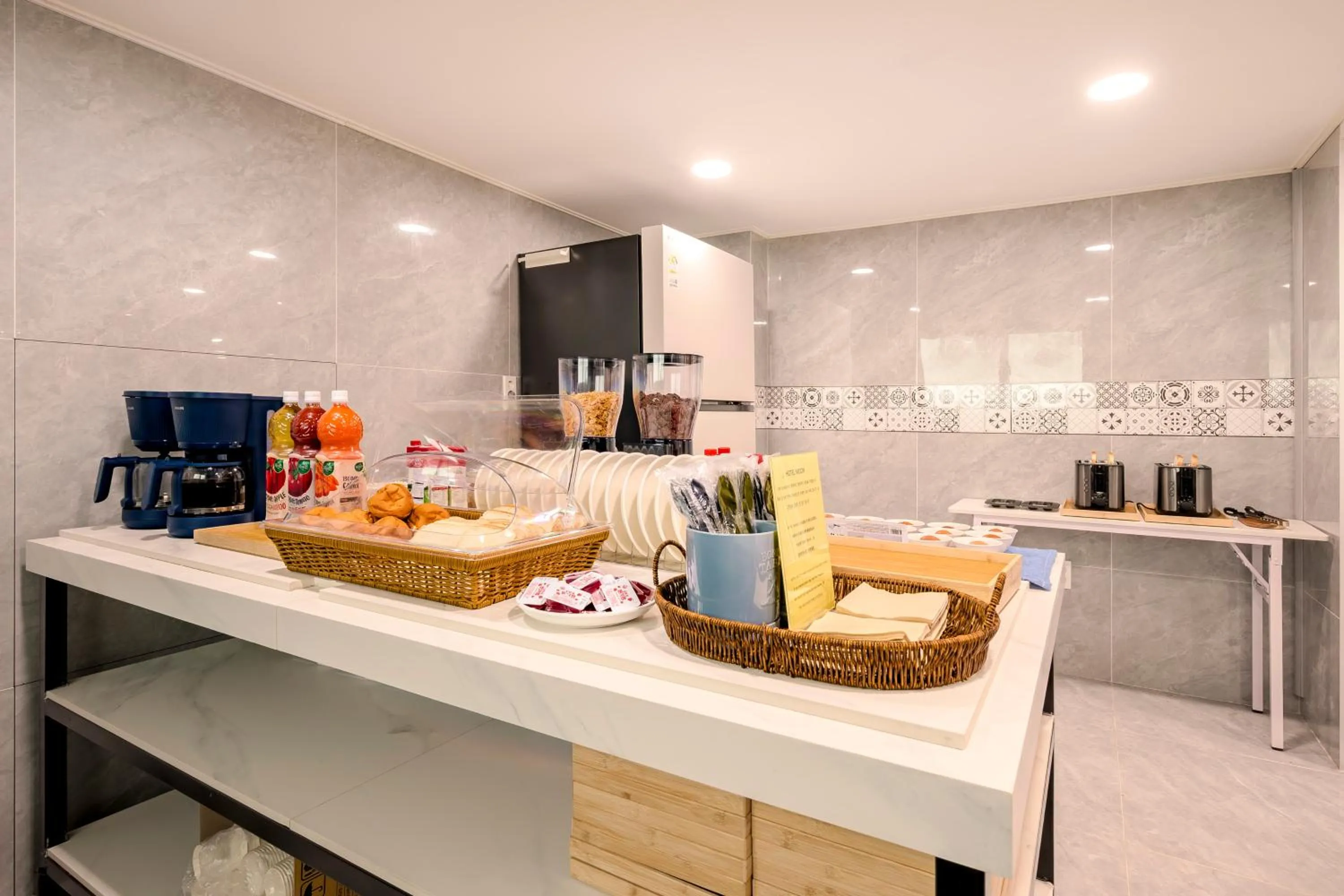 Breakfast in Hotel Moon