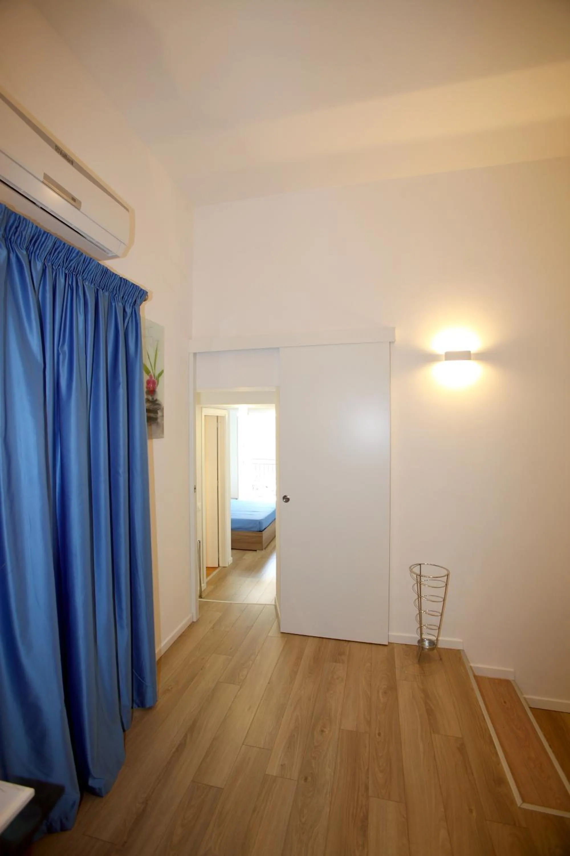 Communal lounge/ TV room, Bed in B&B Teatro