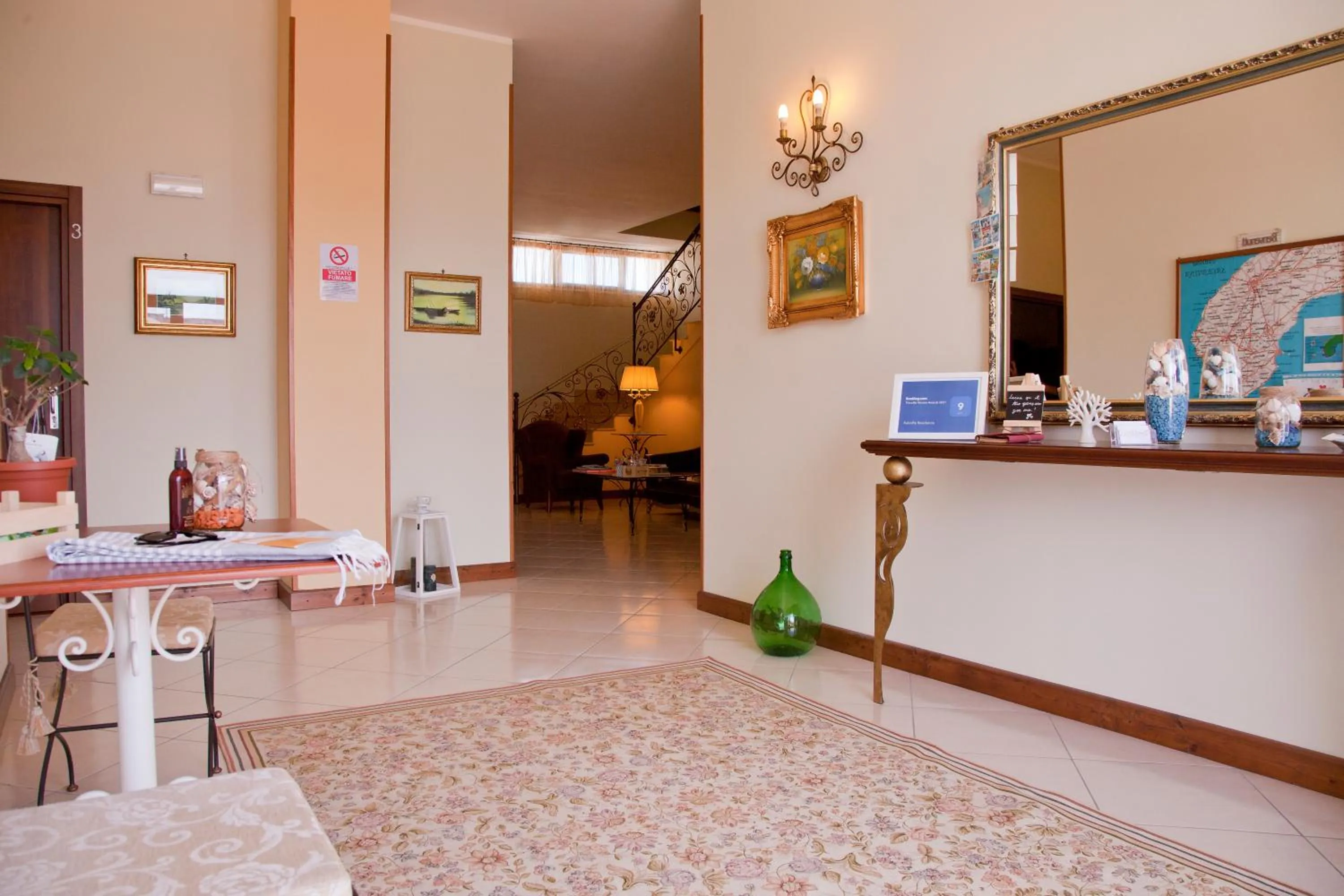 Lobby or reception in Kalinifta Residence