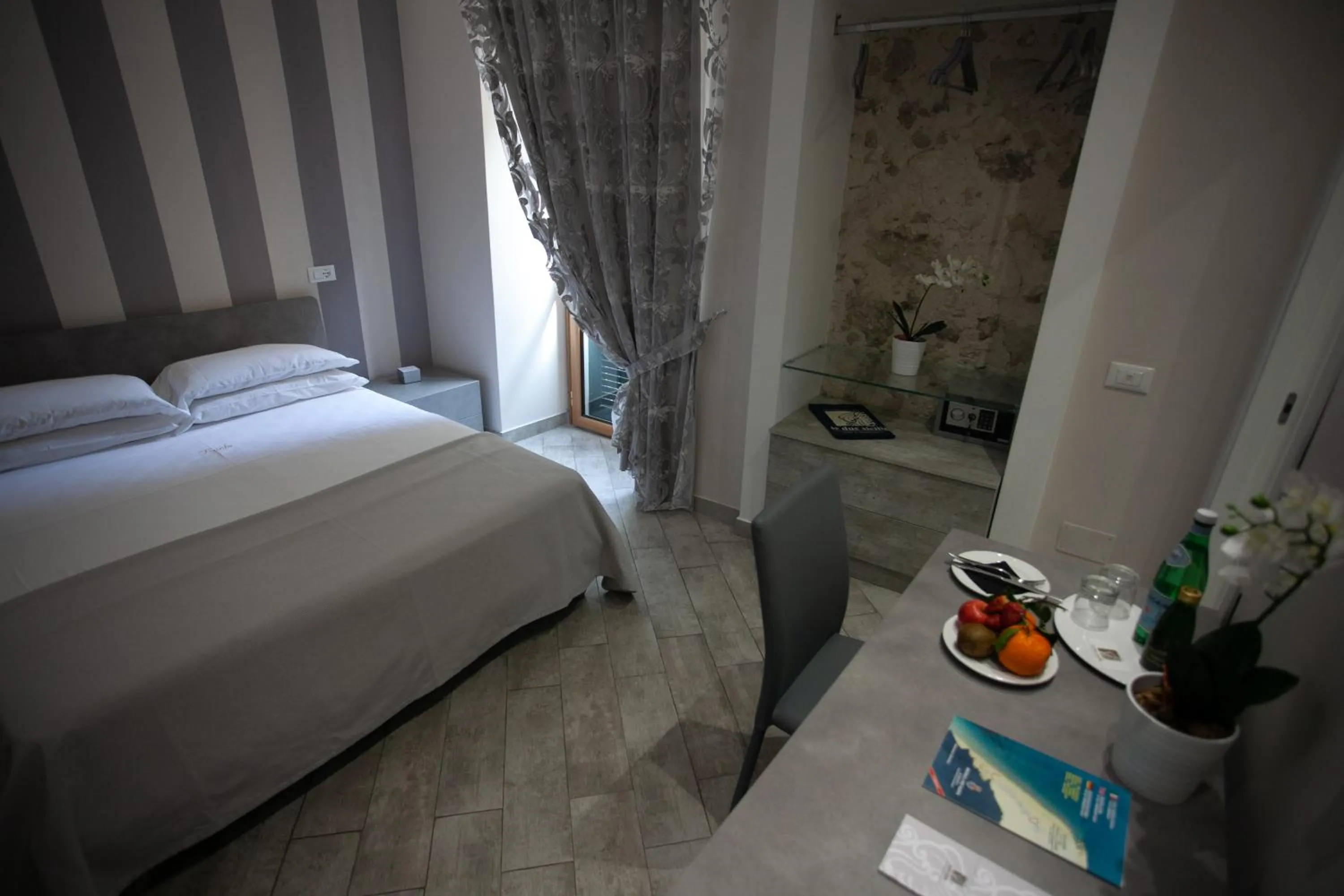 Bedroom, Bed in Le Due Sicilie