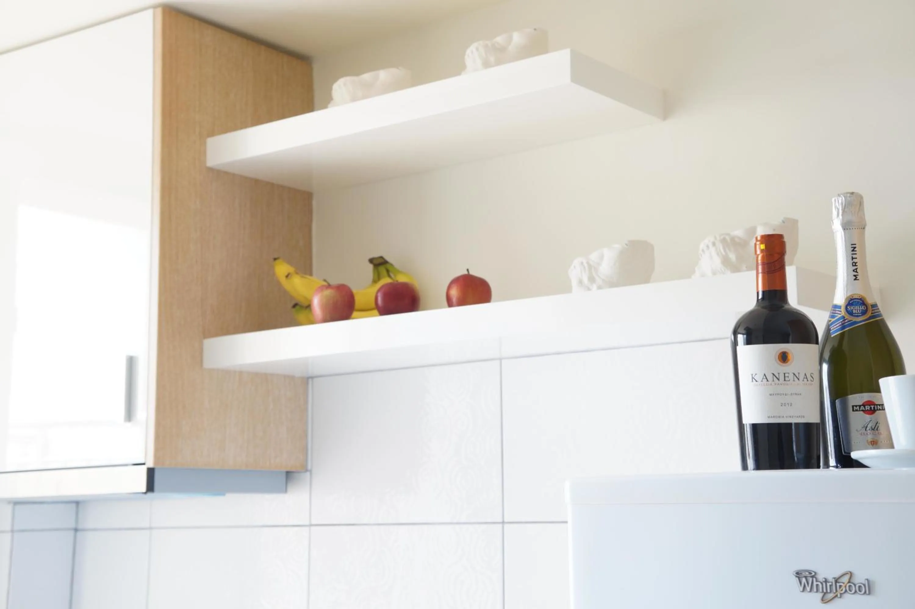 Alcoholic drinks in Artemis Plaza