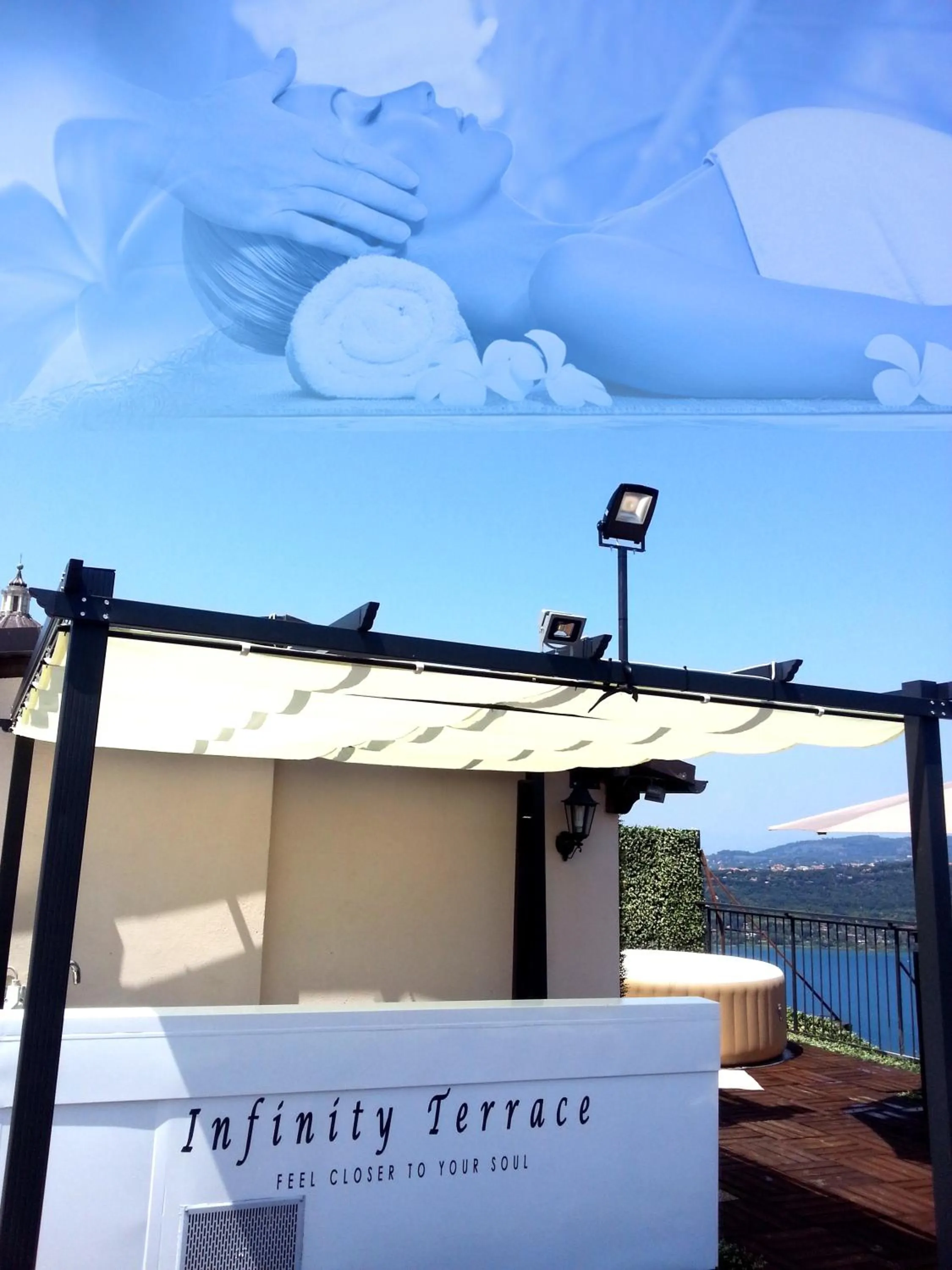 Hot Tub in Hotel Castel Gandolfo