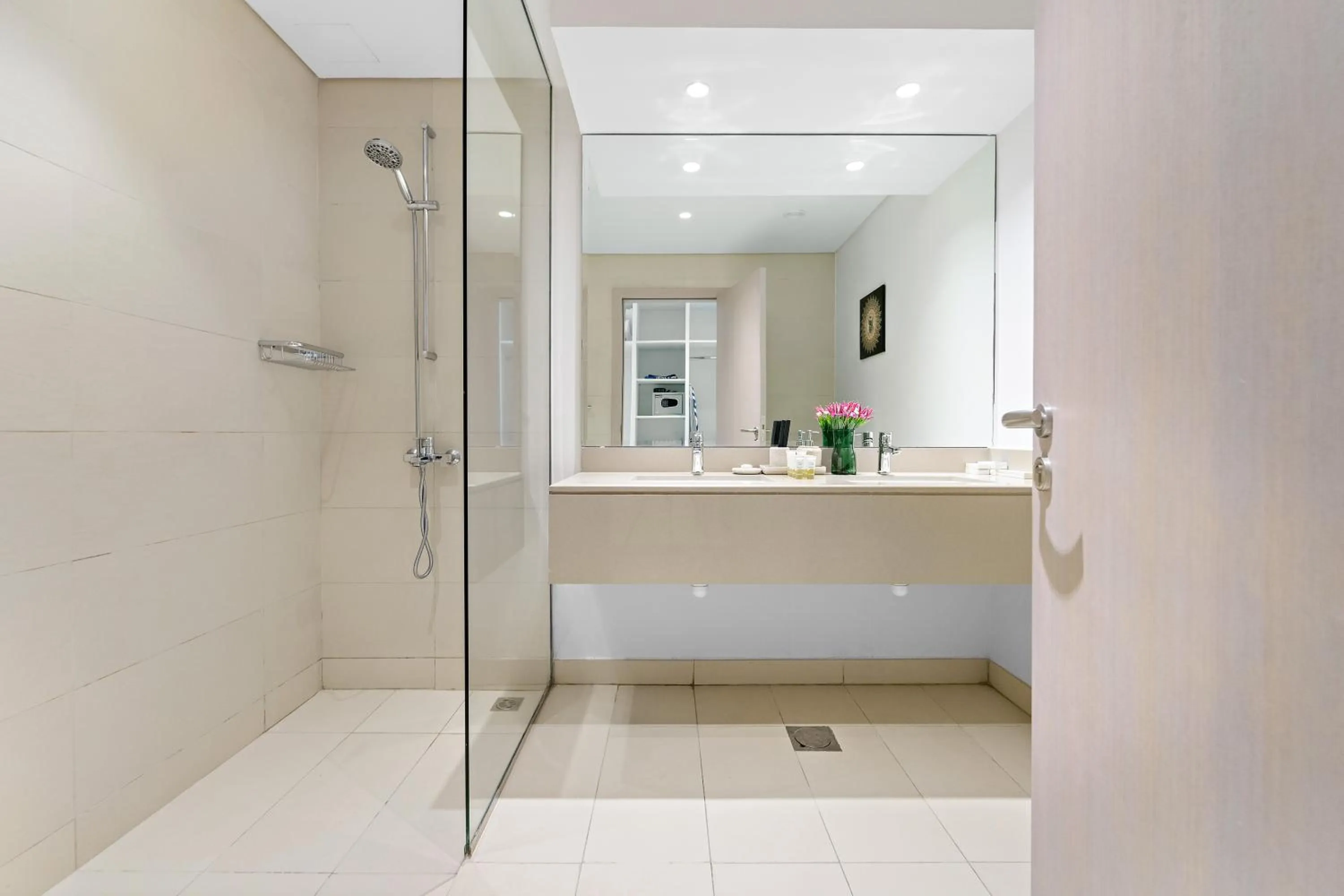 Bathroom in Desert Key - Perfectly Located Yas Island Premier Apts