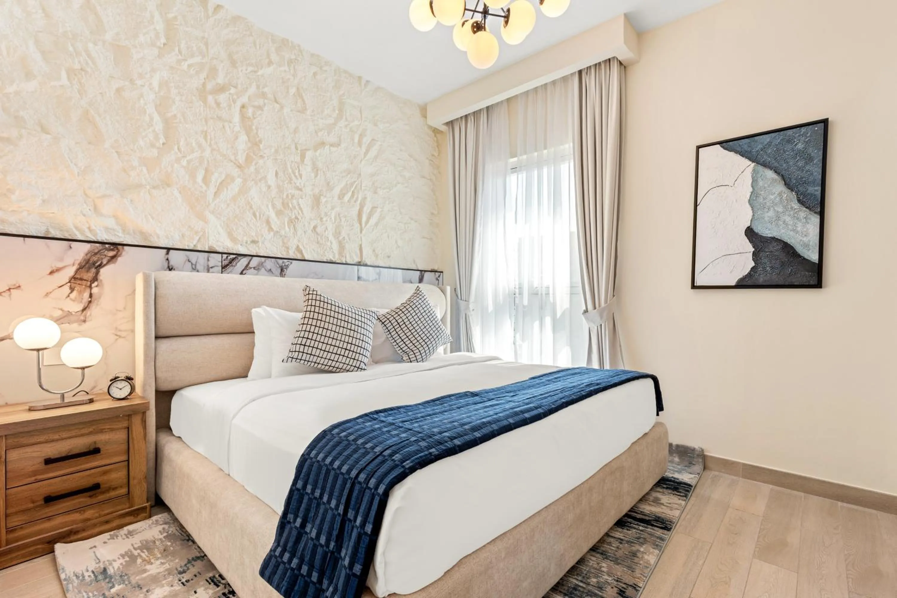 Bedroom, Bed in Desert Key - Perfectly Located Yas Island Premier Apts