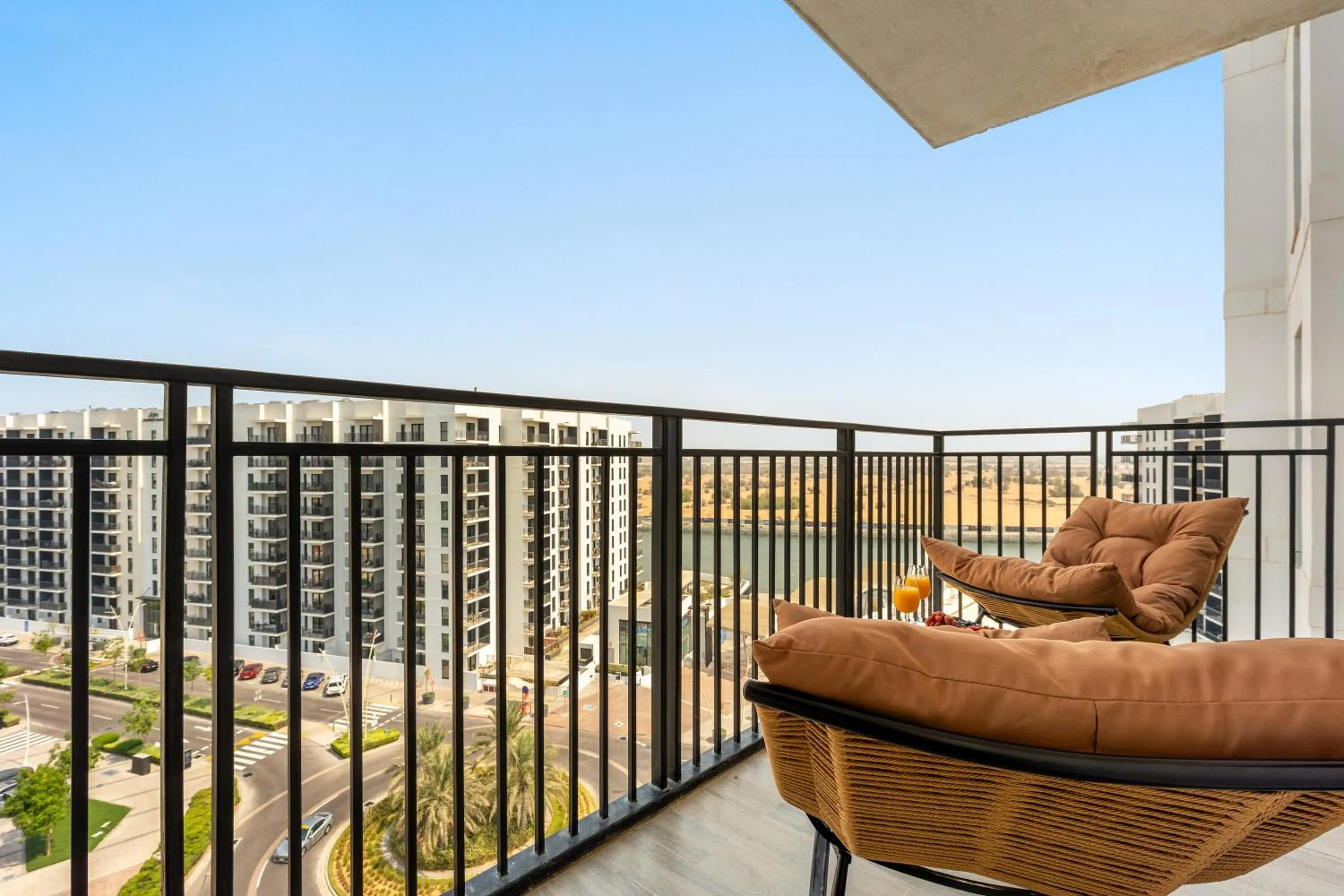 Balcony/Terrace in Desert Key - Perfectly Located Yas Island Premier Apts