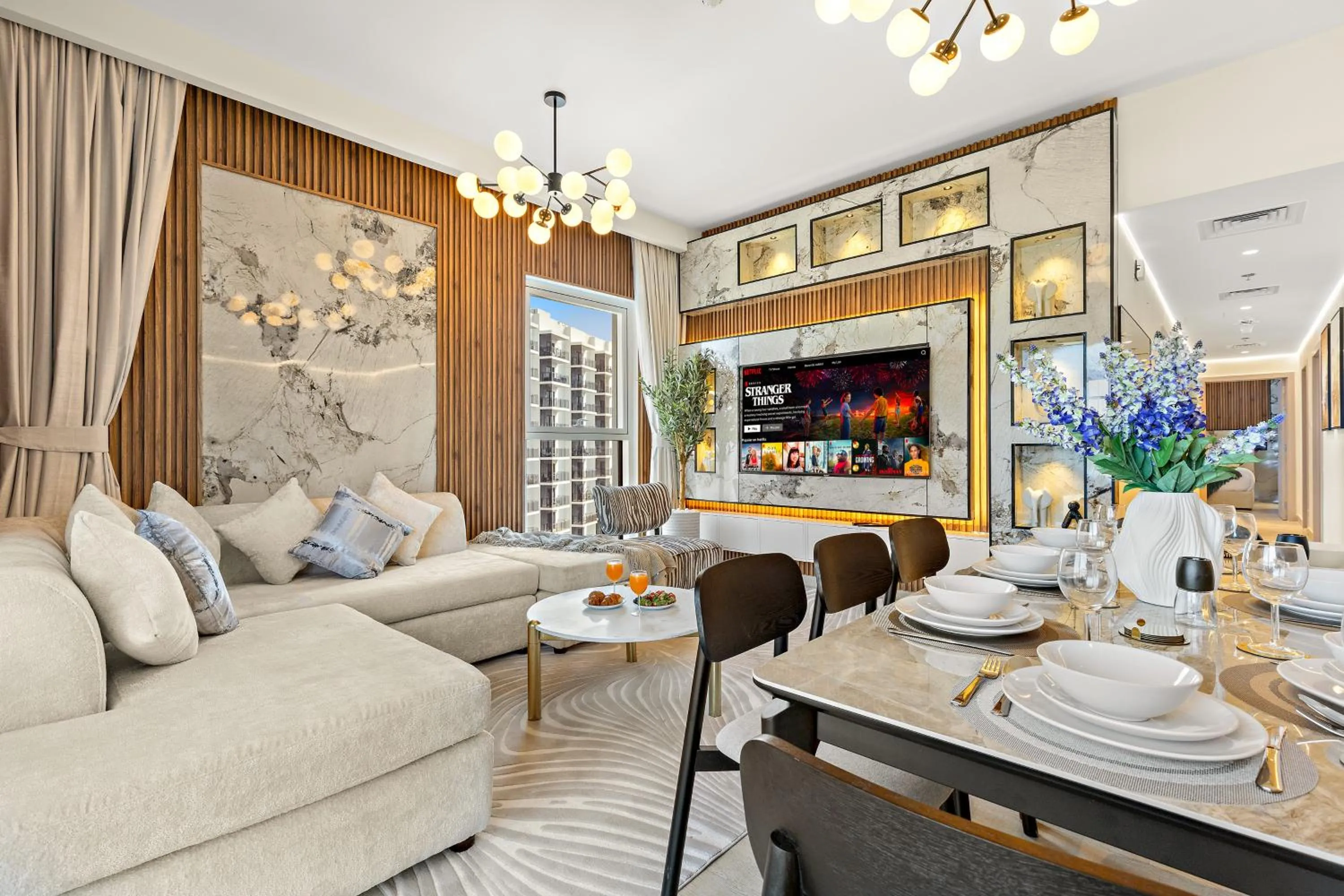 TV and multimedia in Desert Key - Perfectly Located Yas Island Premier Apts