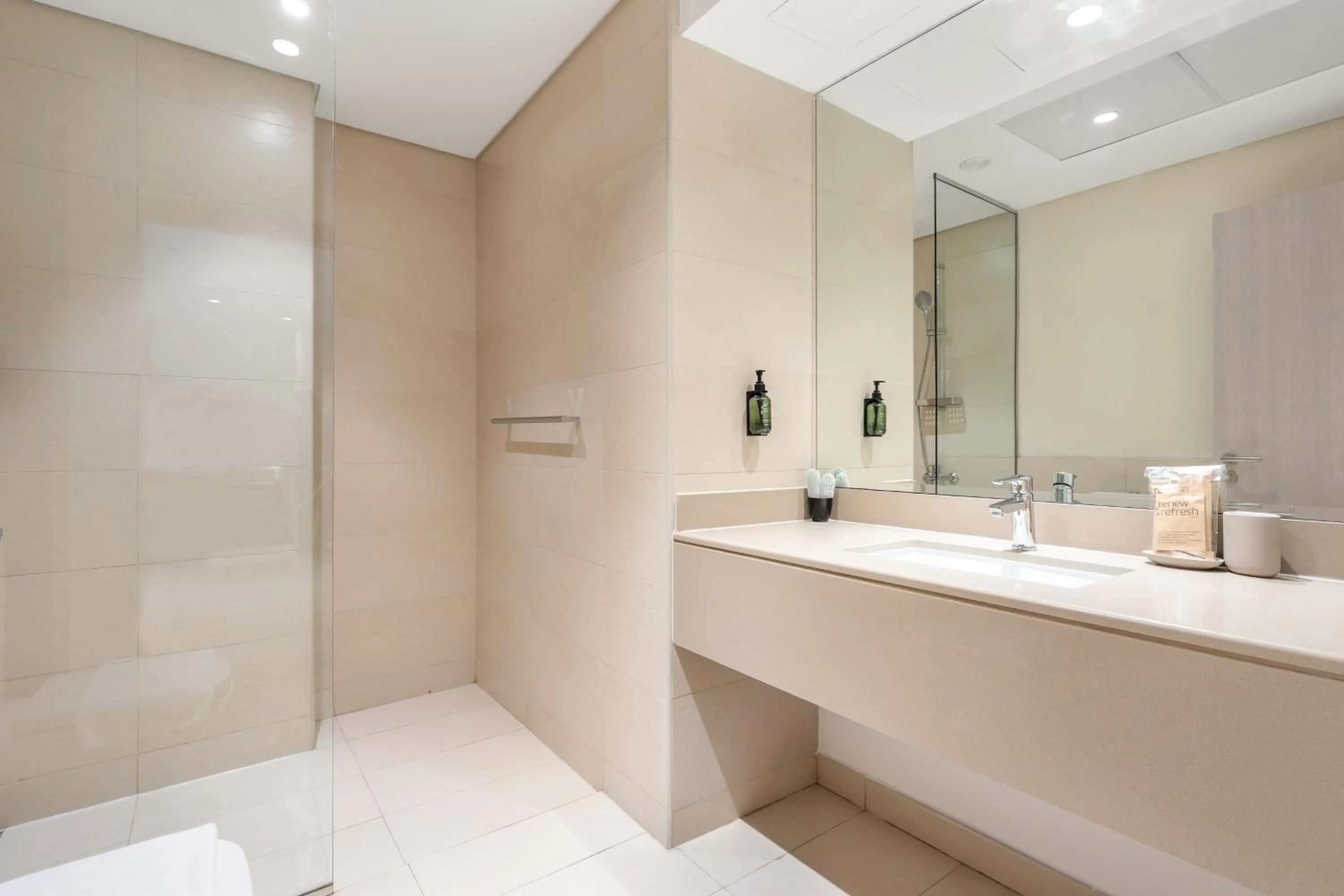 Bathroom in Desert Key - Perfectly Located Yas Island Premier Apts