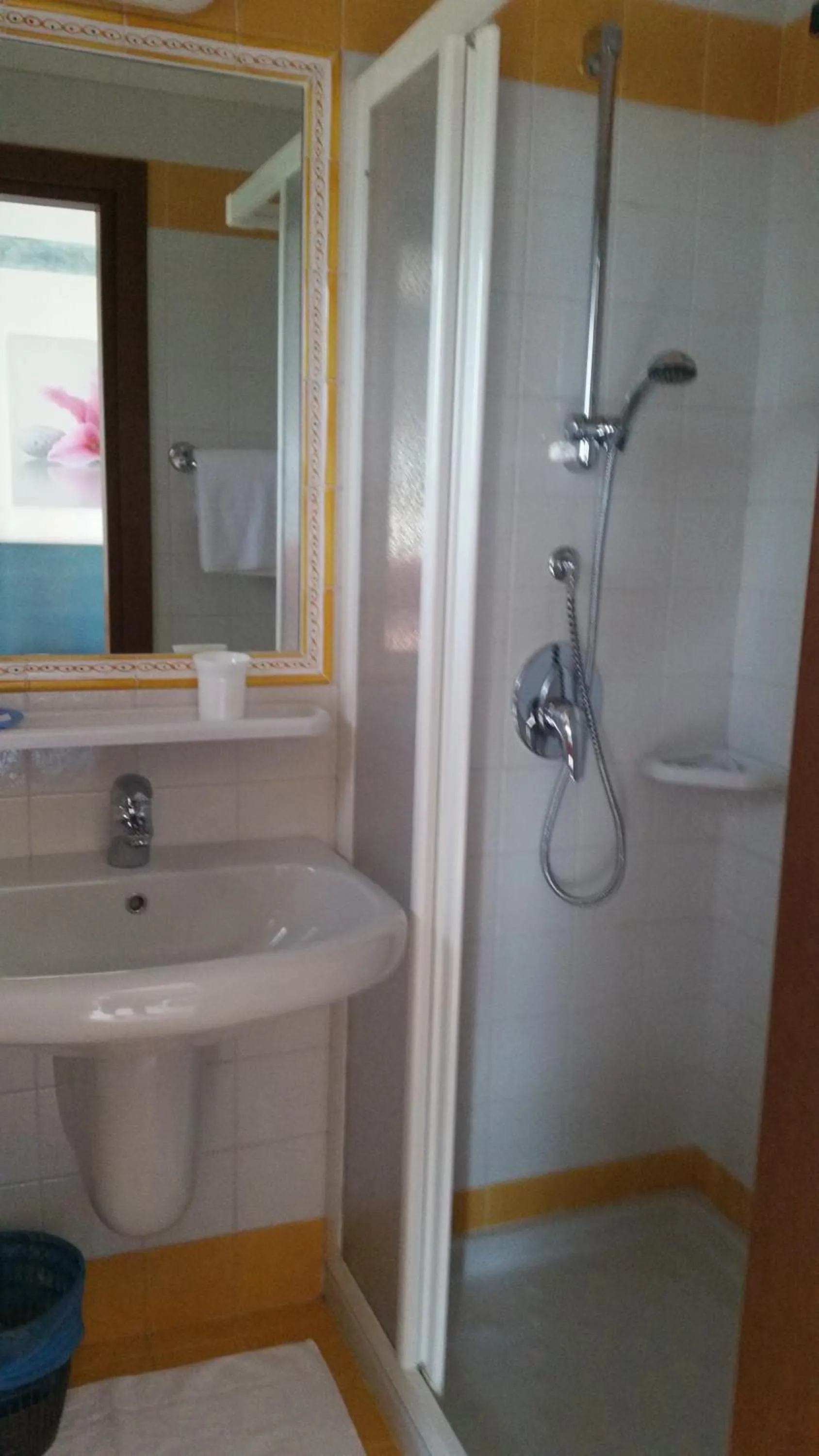 Bathroom in Hotel Residence Sirenella