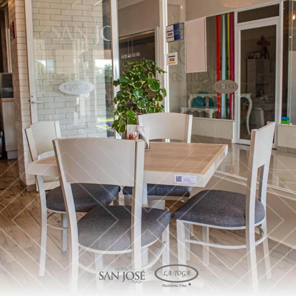 Restaurant/places to eat in Hotel San José Plaza Coatepec