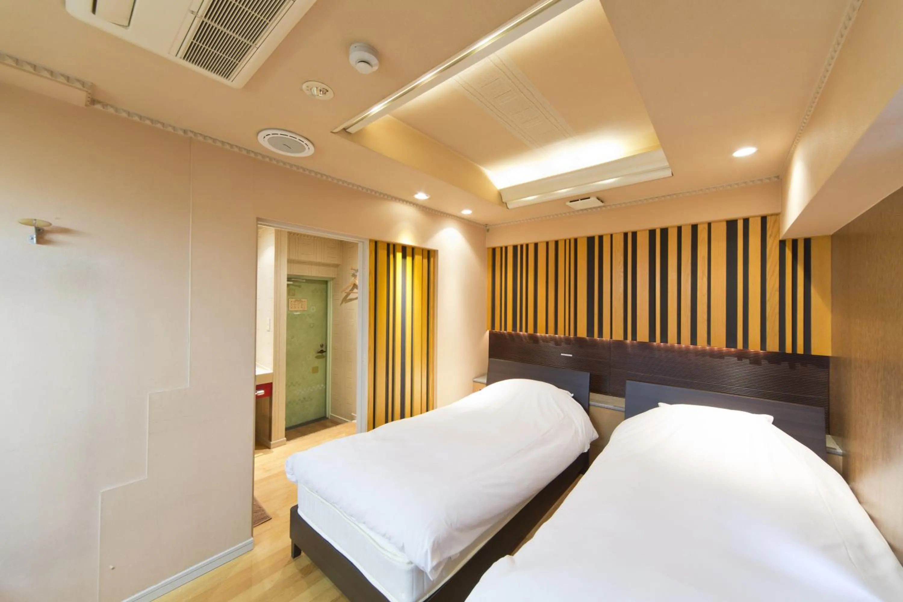 Photo of the whole room, Bed in International Hotel Kabukicho