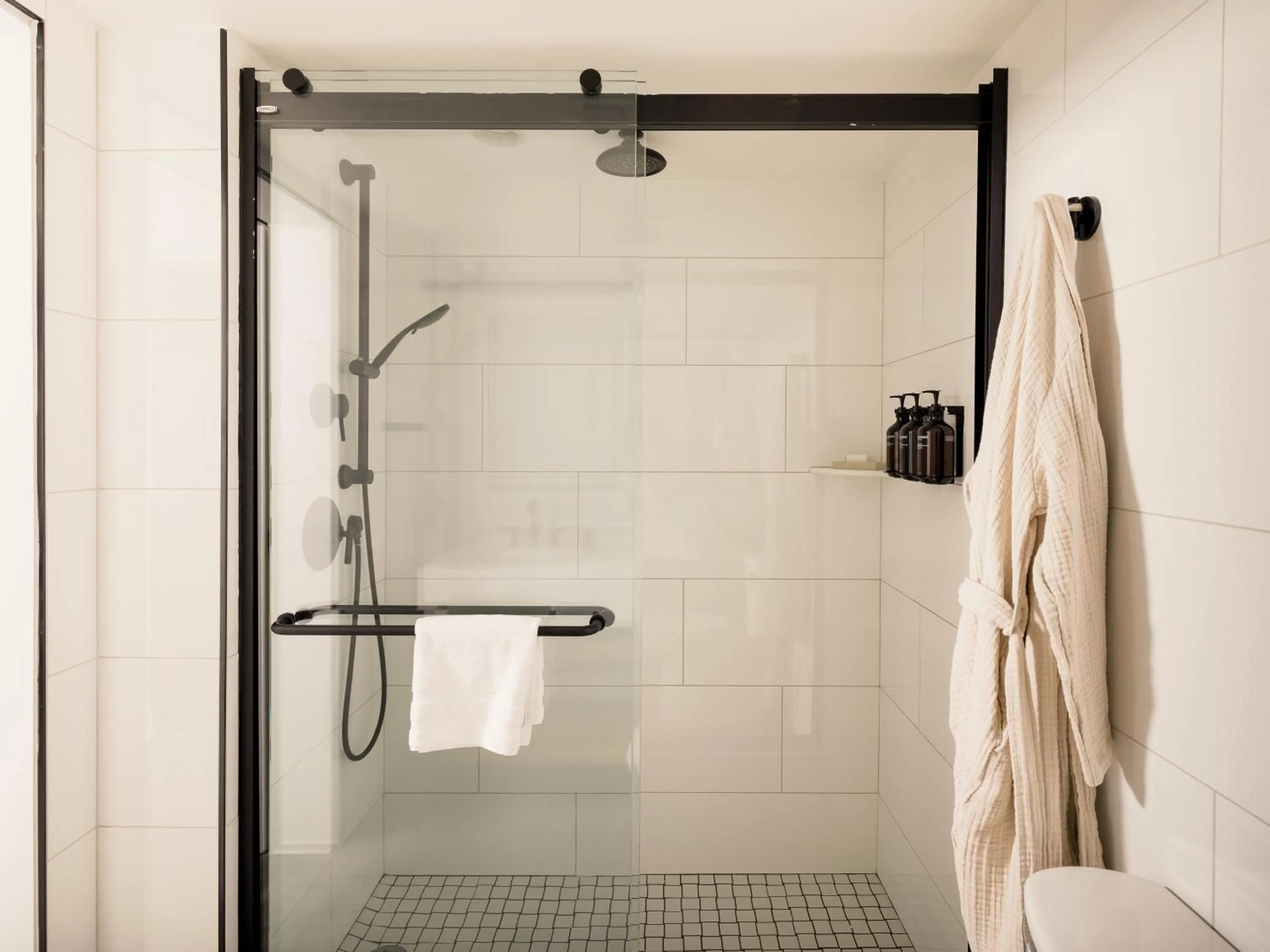 Shower in Trailborn Surf & Sound, Outdoor Collection by Marriott Bonvoy