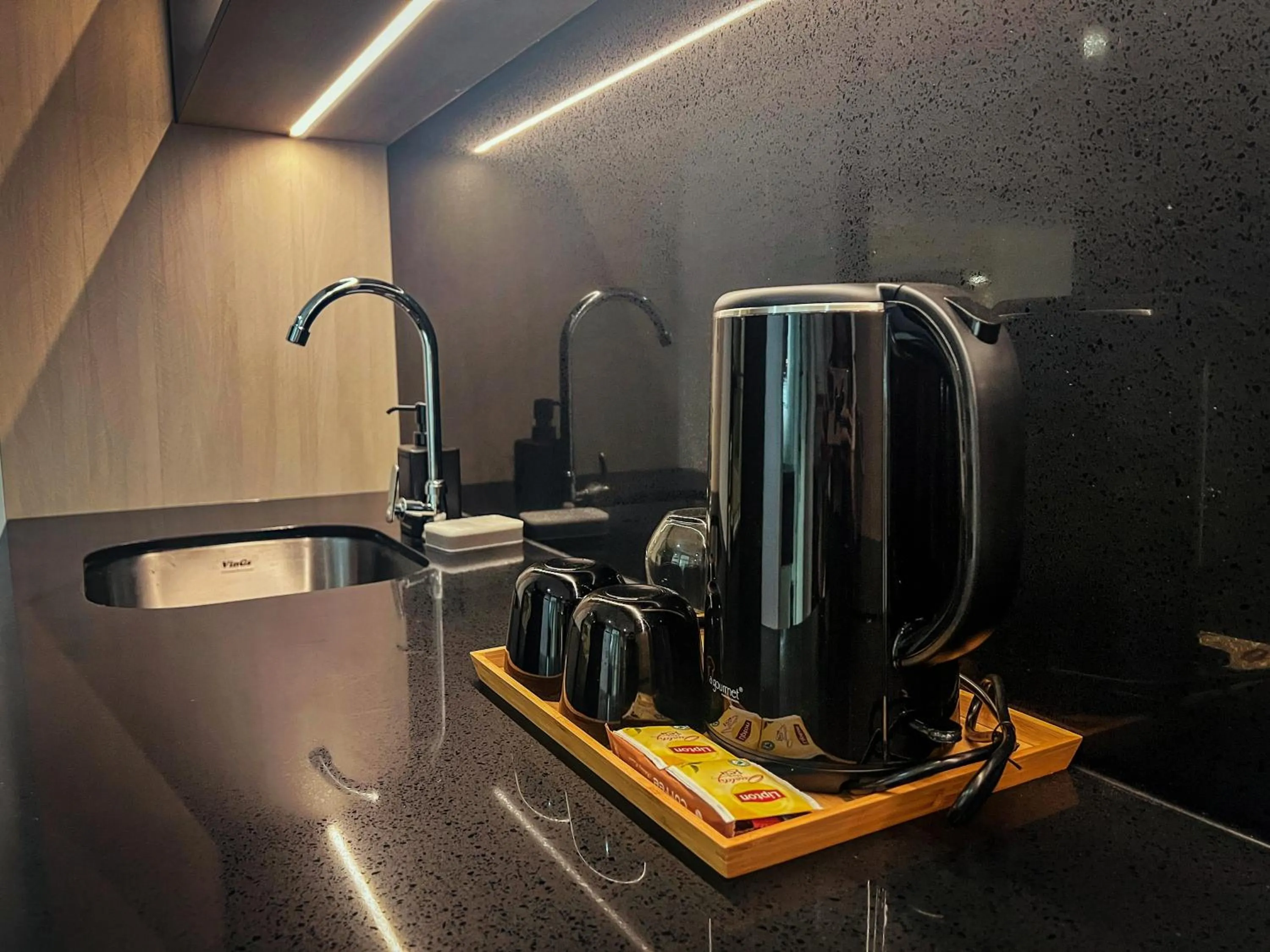 Coffee/tea facilities in Resort Suites at Bandar Sunway