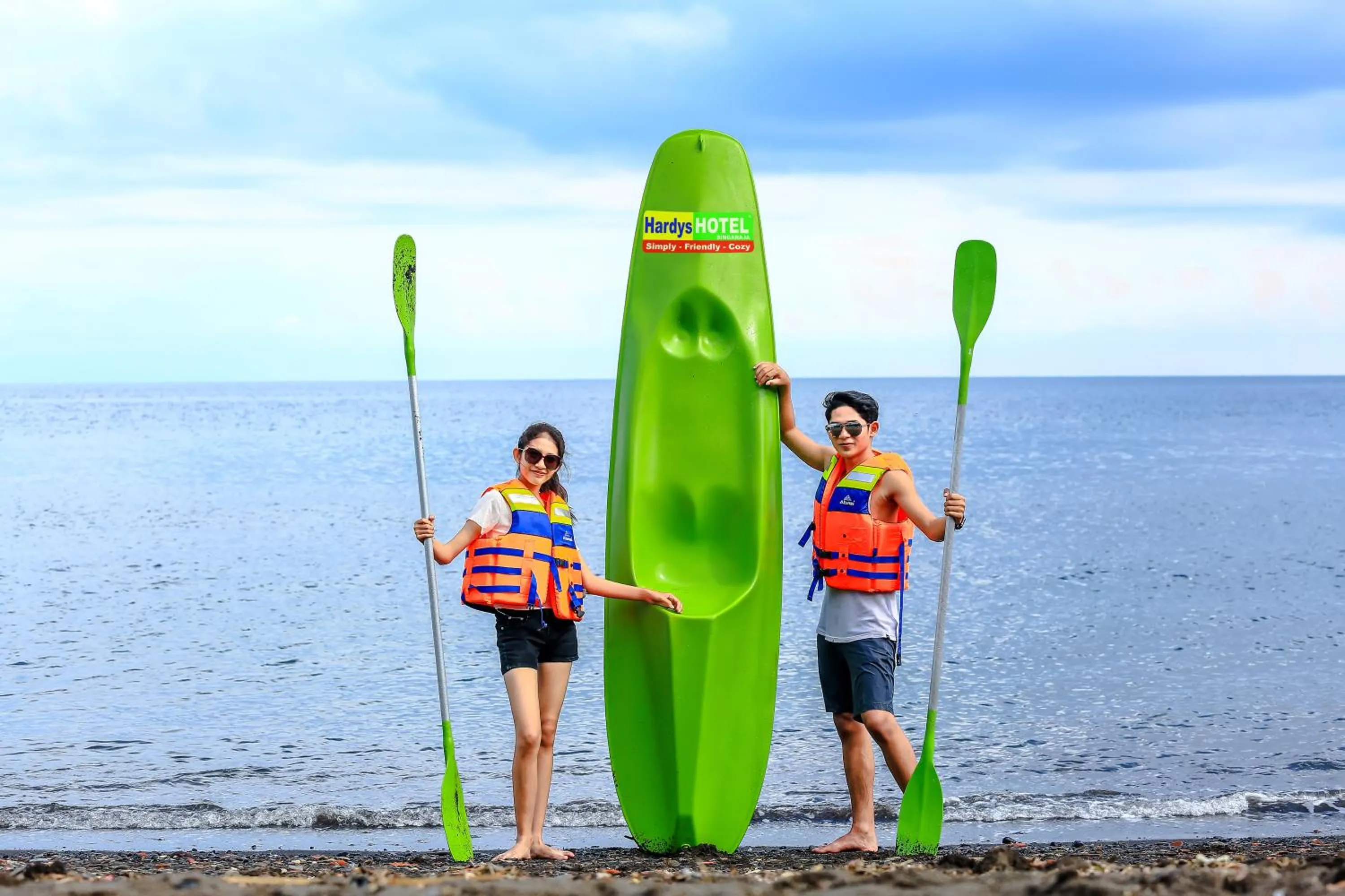 Canoeing in Singaraja Beach Hotel
