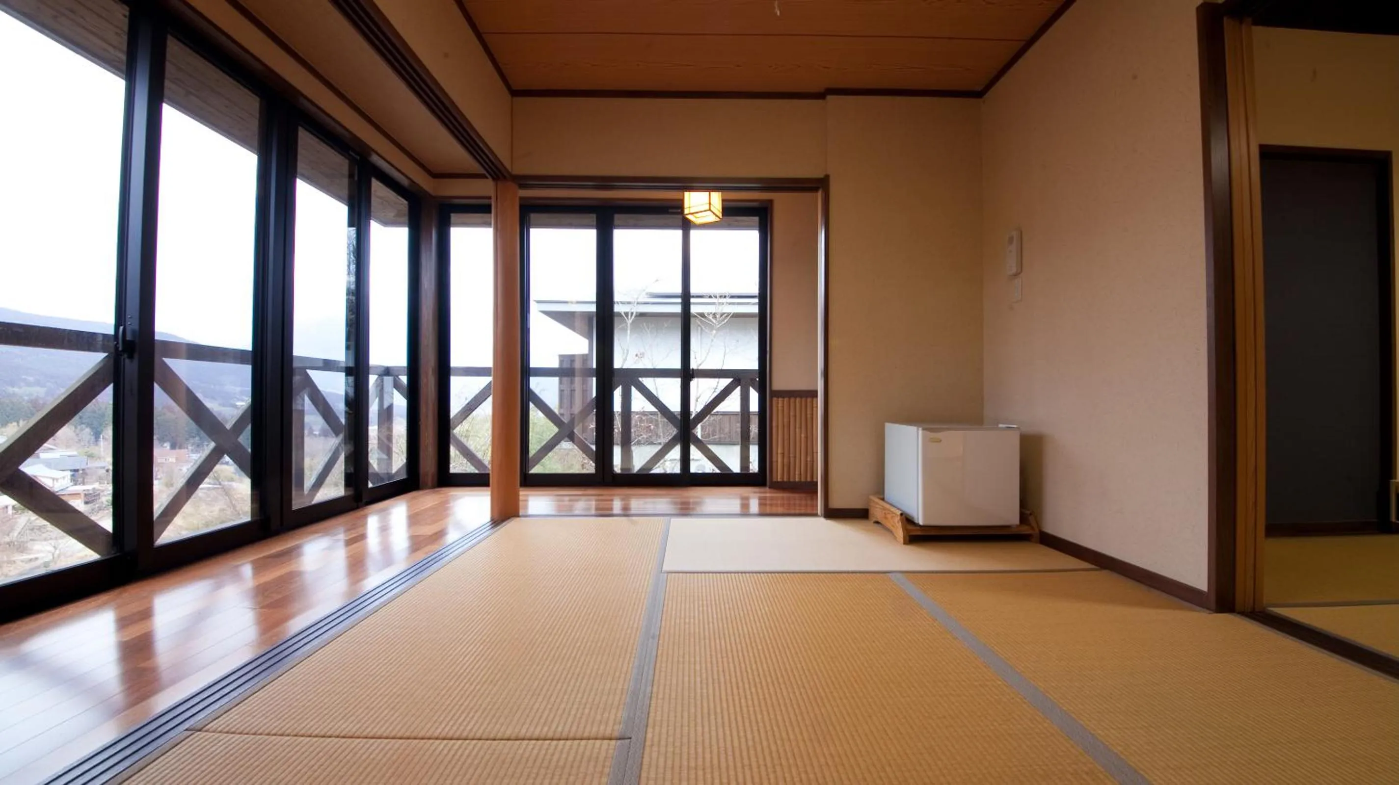 Photo of the whole room in Yufuin Tsubaki