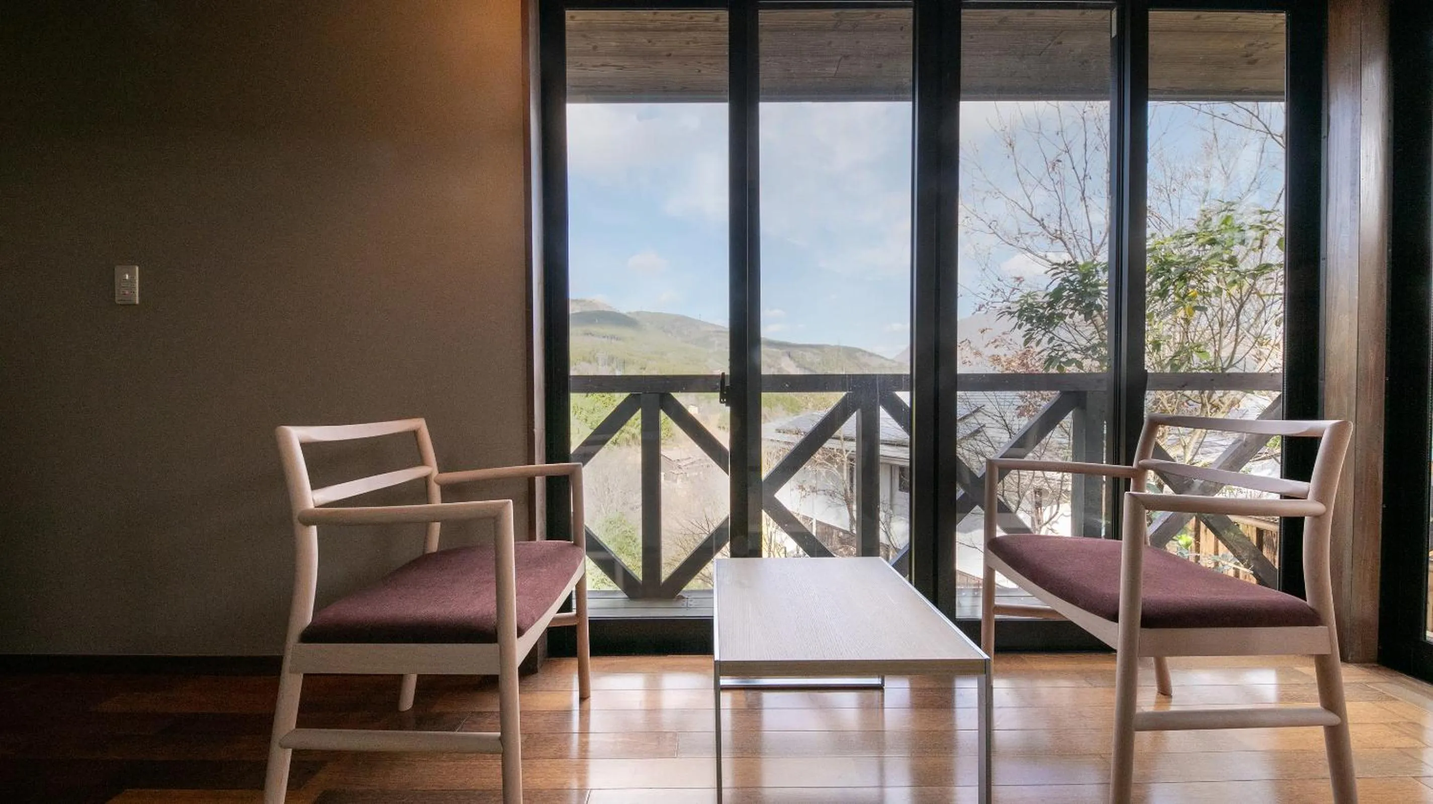 Photo of the whole room in Yufuin Tsubaki