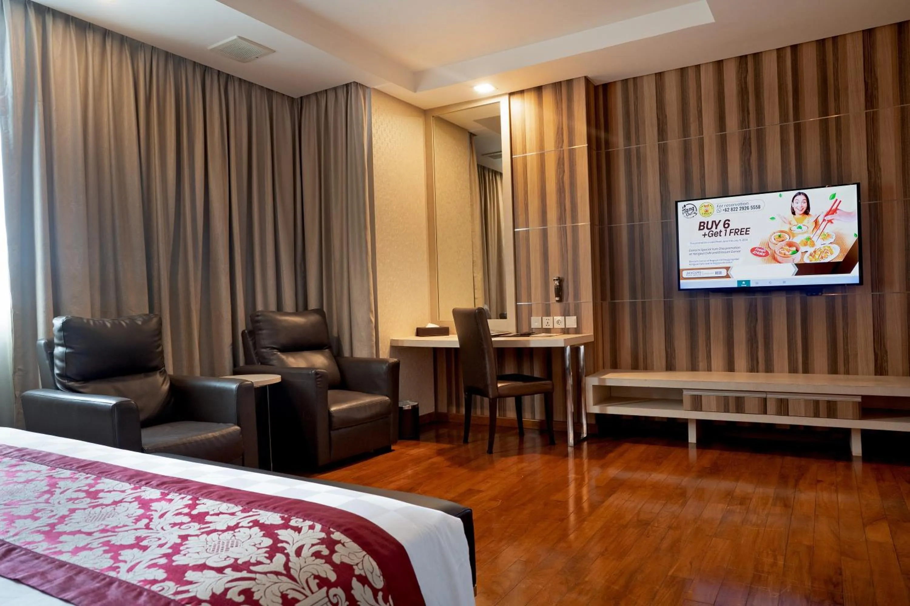 Bedroom in Nagoya Hill Hotel Batam