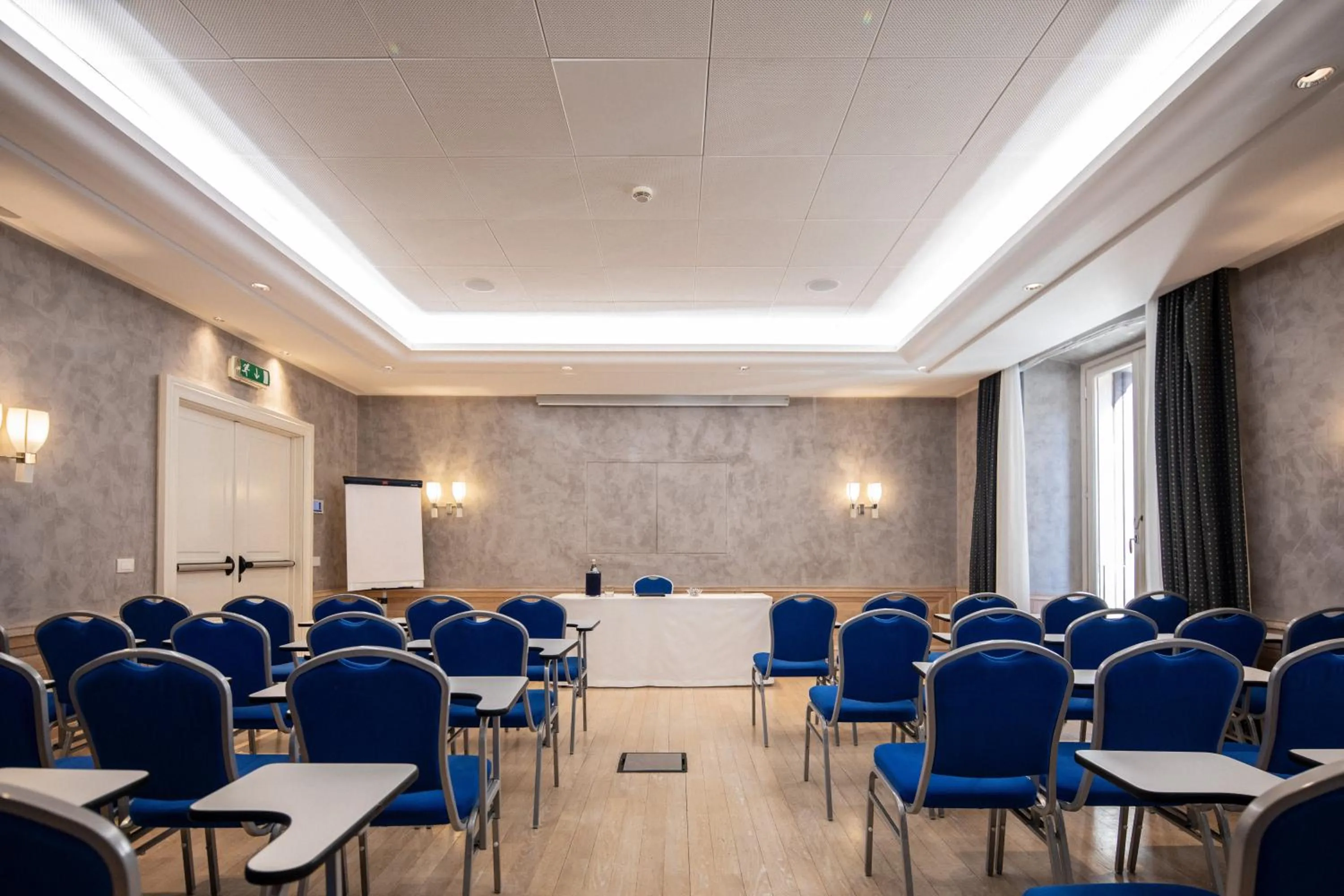 Area and facilities in Rose Garden Palace Roma by OMNIA hotels