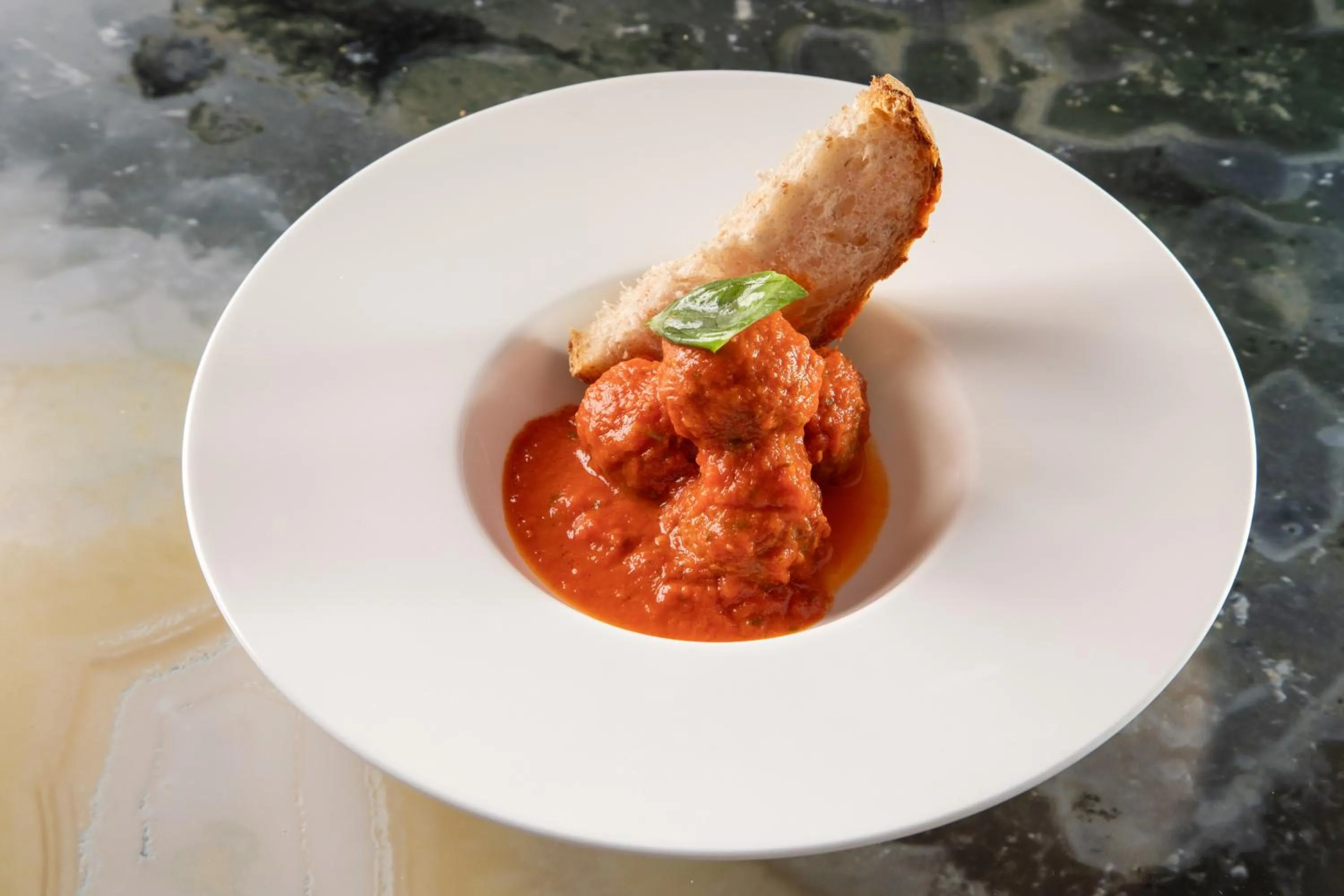 Restaurant/places to eat in Rose Garden Palace Roma by OMNIA hotels