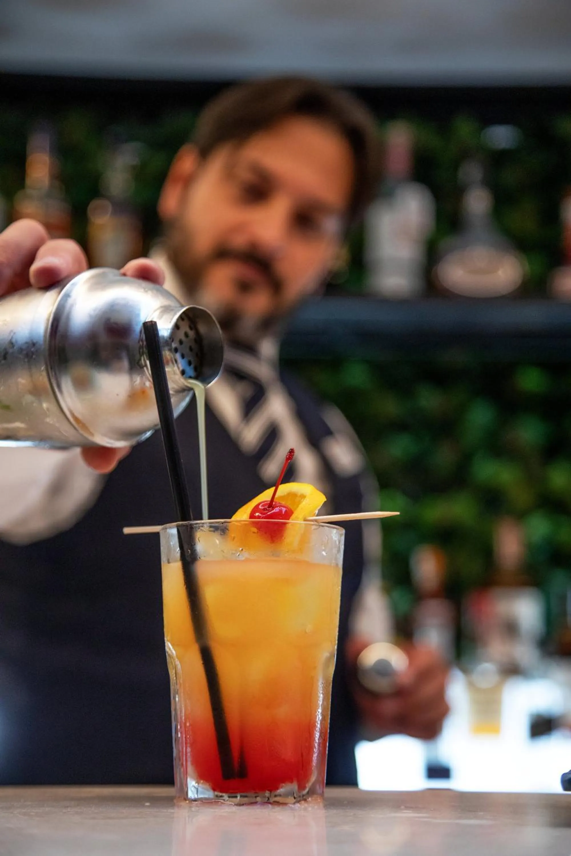 Lounge or bar in Rose Garden Palace Roma by OMNIA hotels