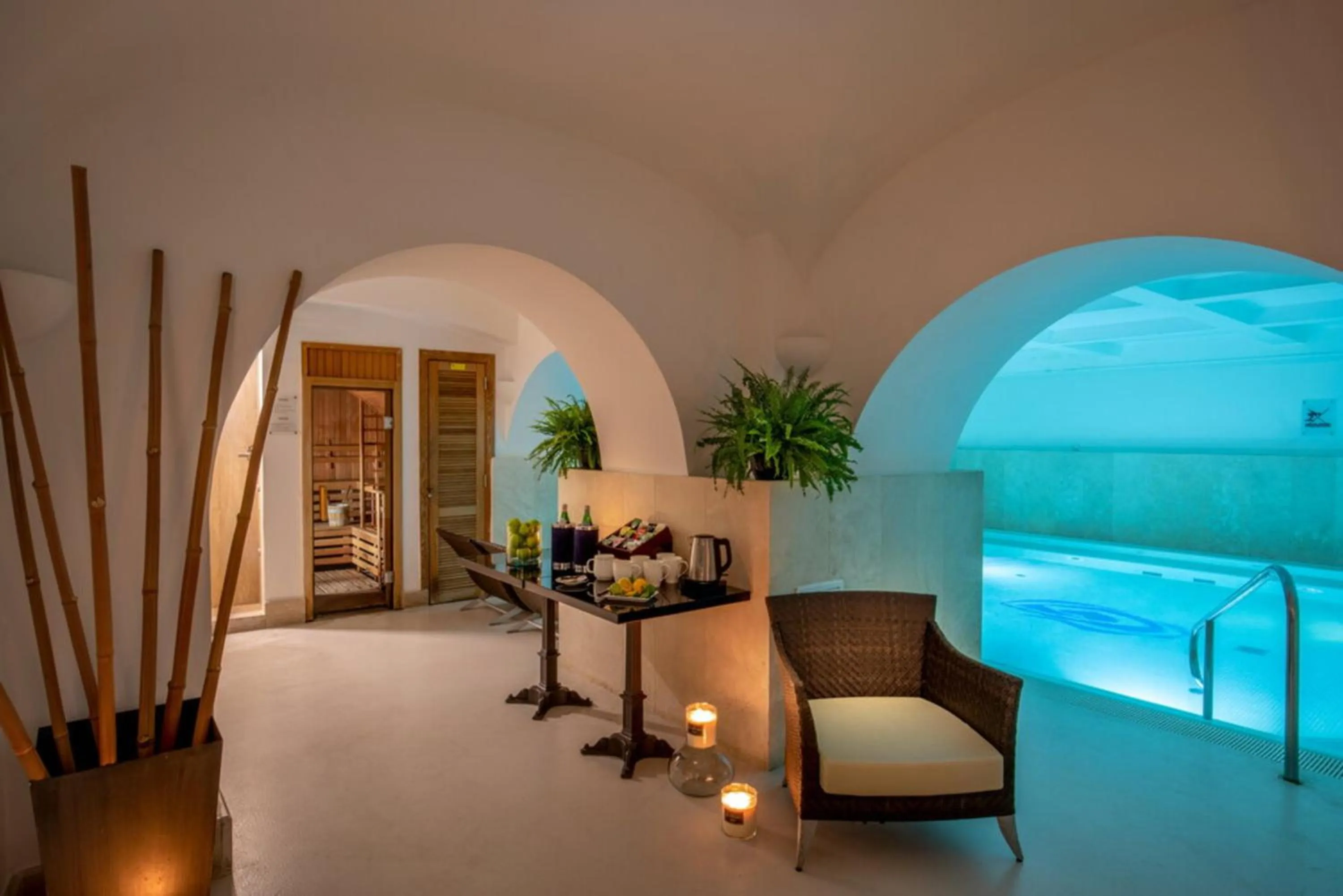 Hot Tub in Rose Garden Palace Roma by OMNIA hotels