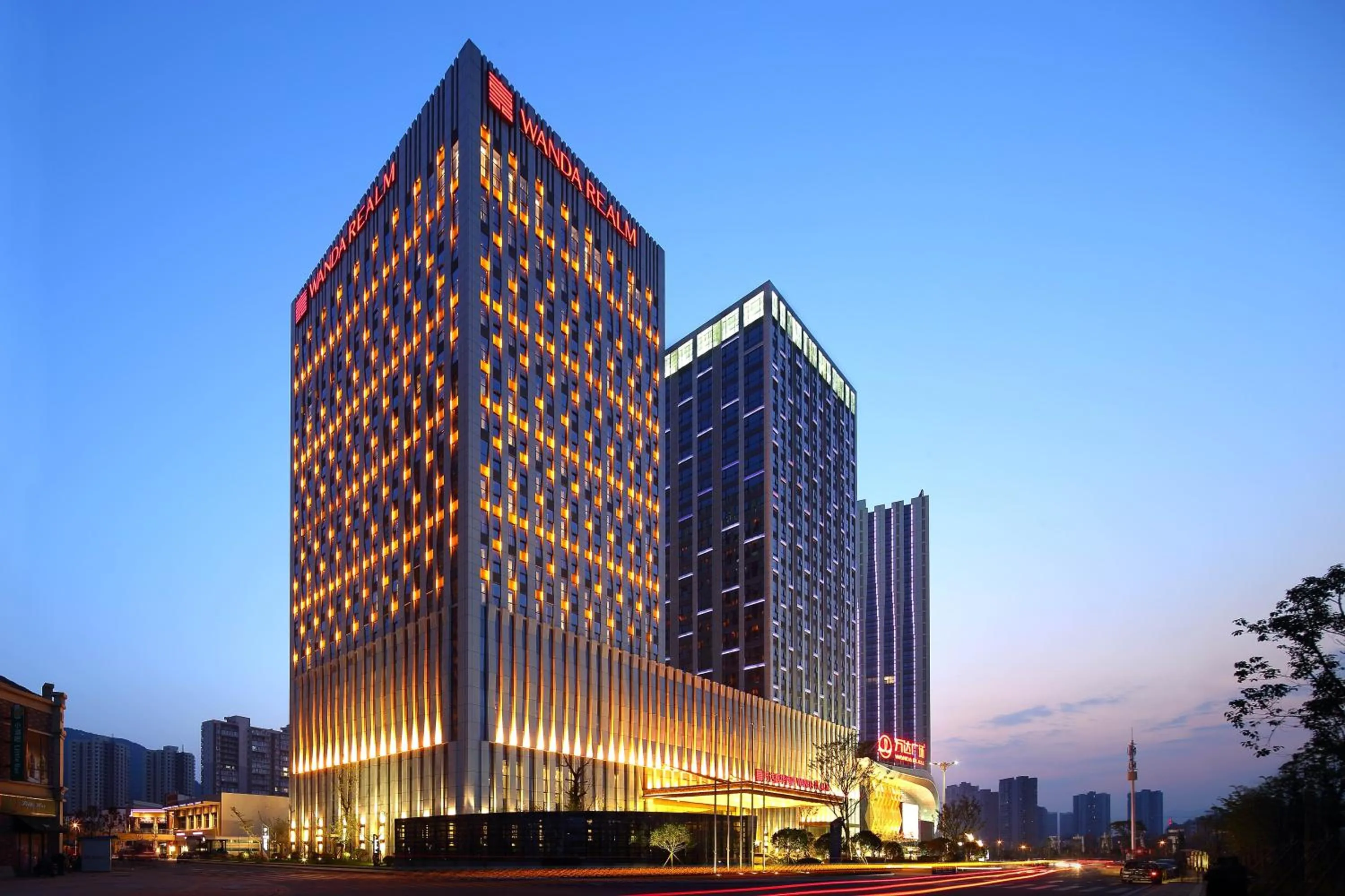 Property building in Wanda Realm Guangyuan