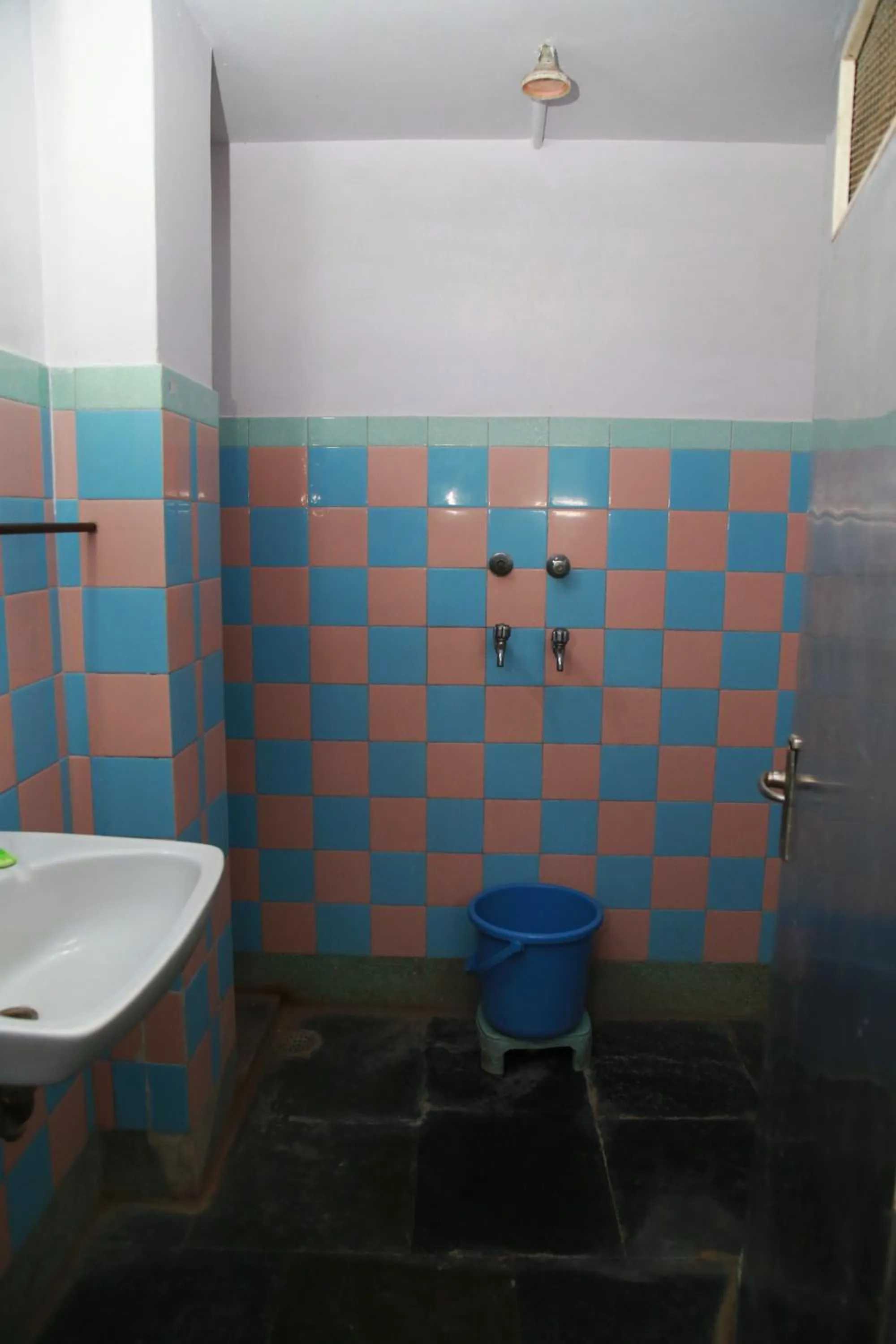 Bathroom in Hotel Ramnivas