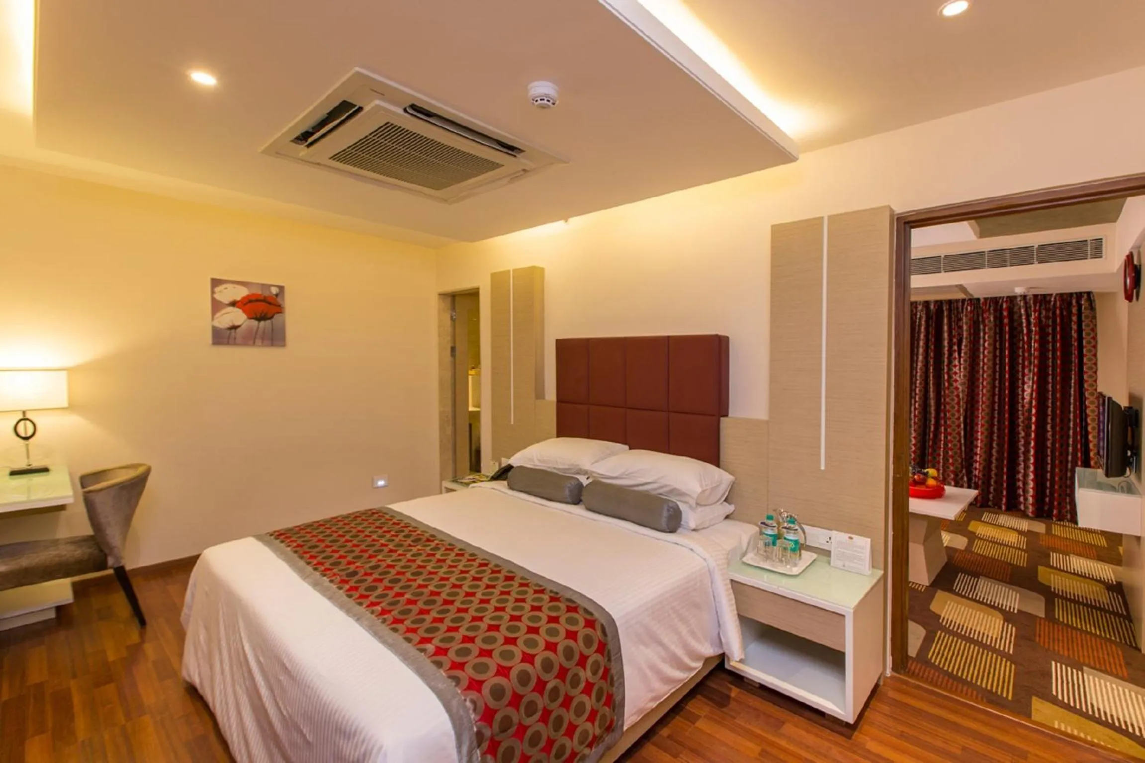 Bedroom, Bed in Pai Viceroy