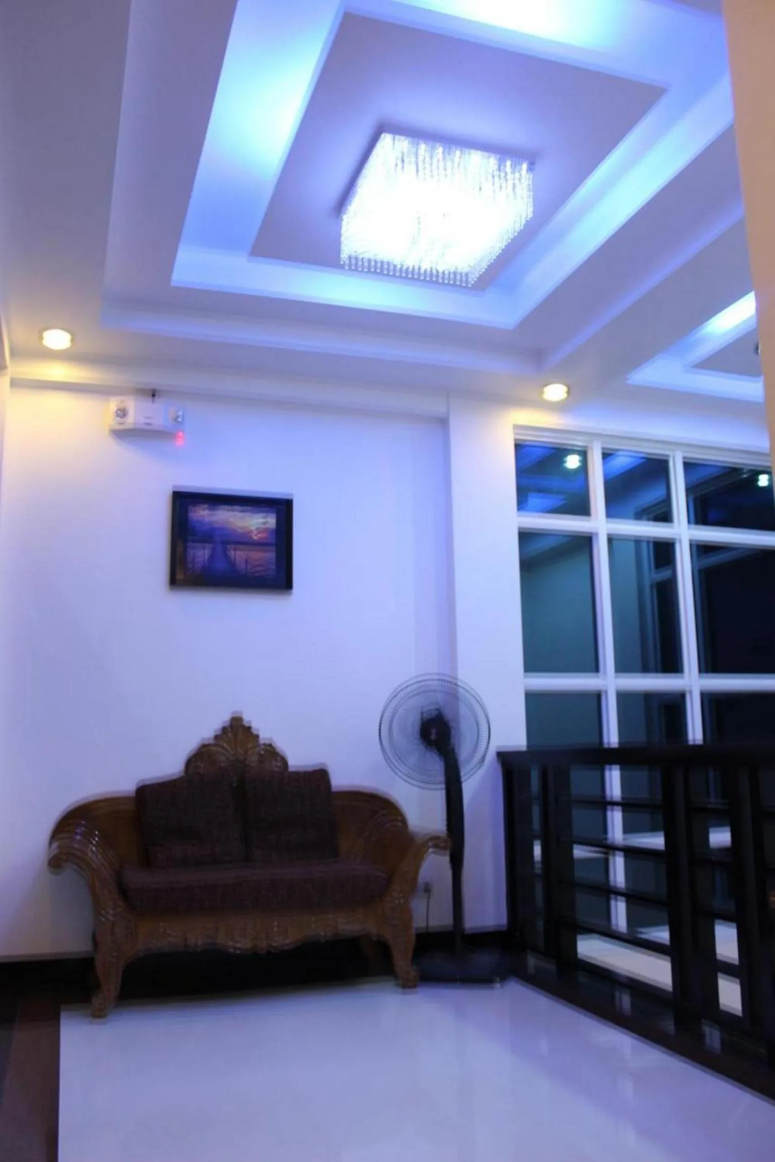 Communal lounge/ TV room, Seating Area in OYO 938 Citrine Travel Lodge