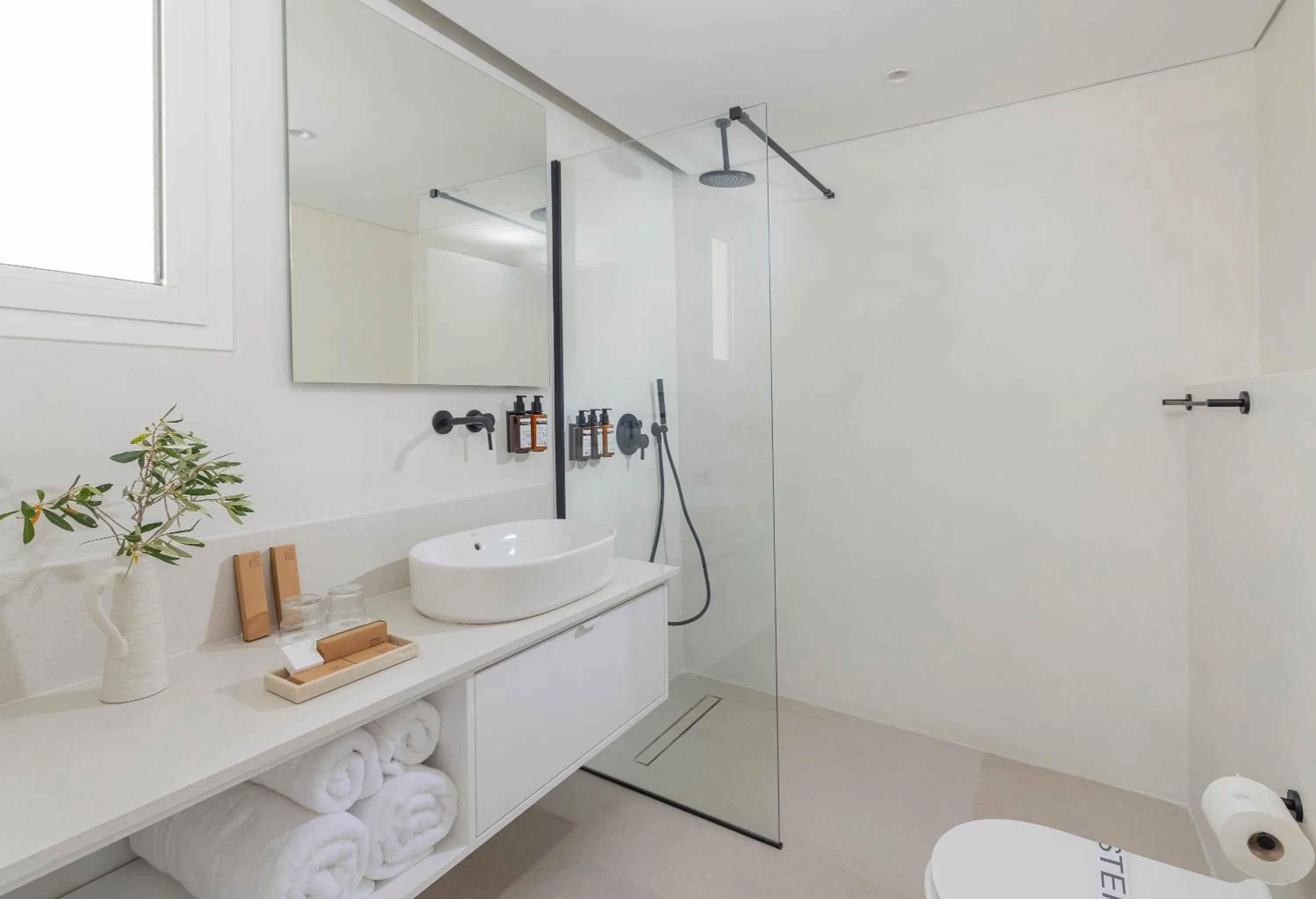 Toilet in WellClub Resort - Wellness & SeaView Suites