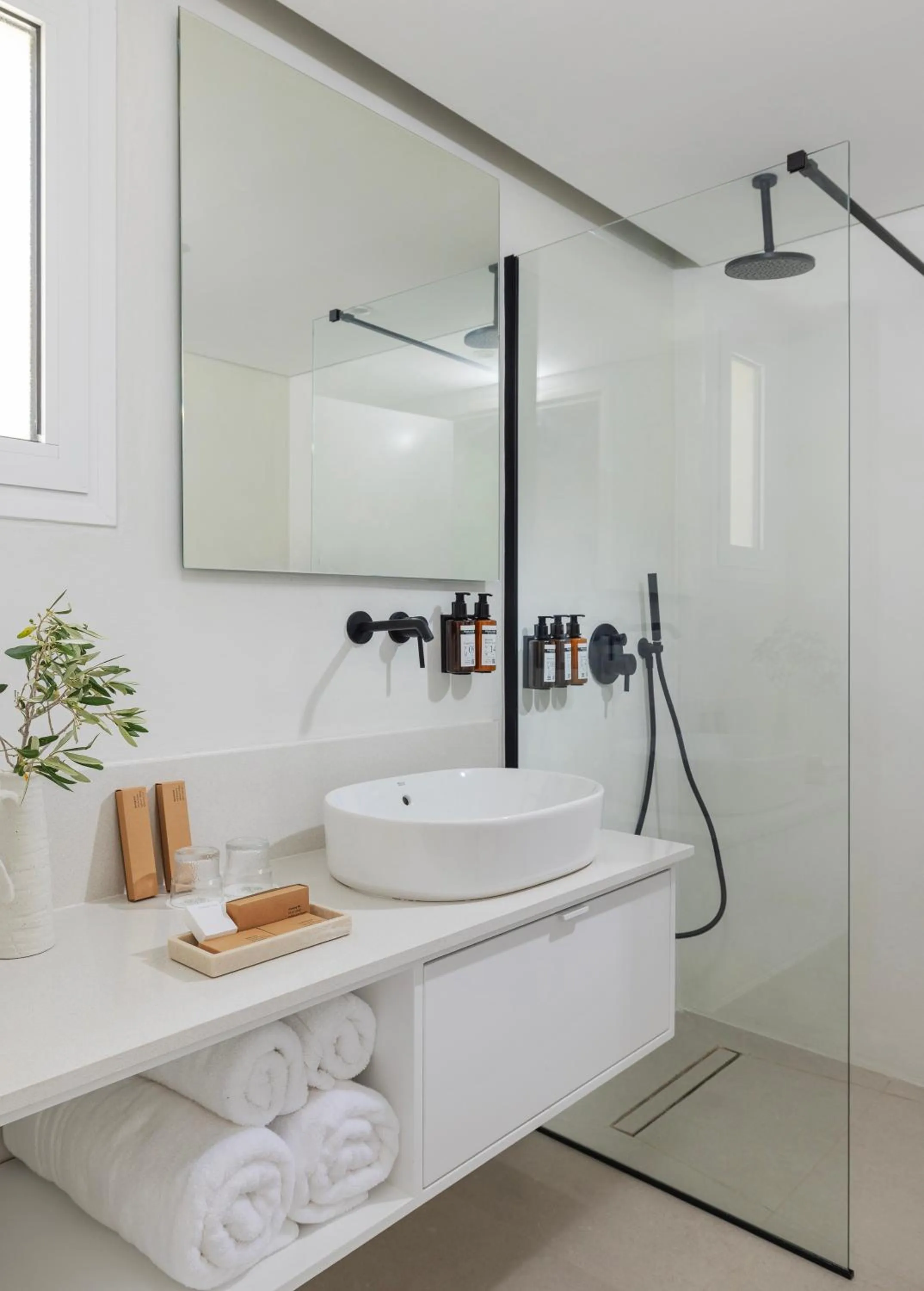 Shower in WellClub Resort - Wellness & SeaView Suites