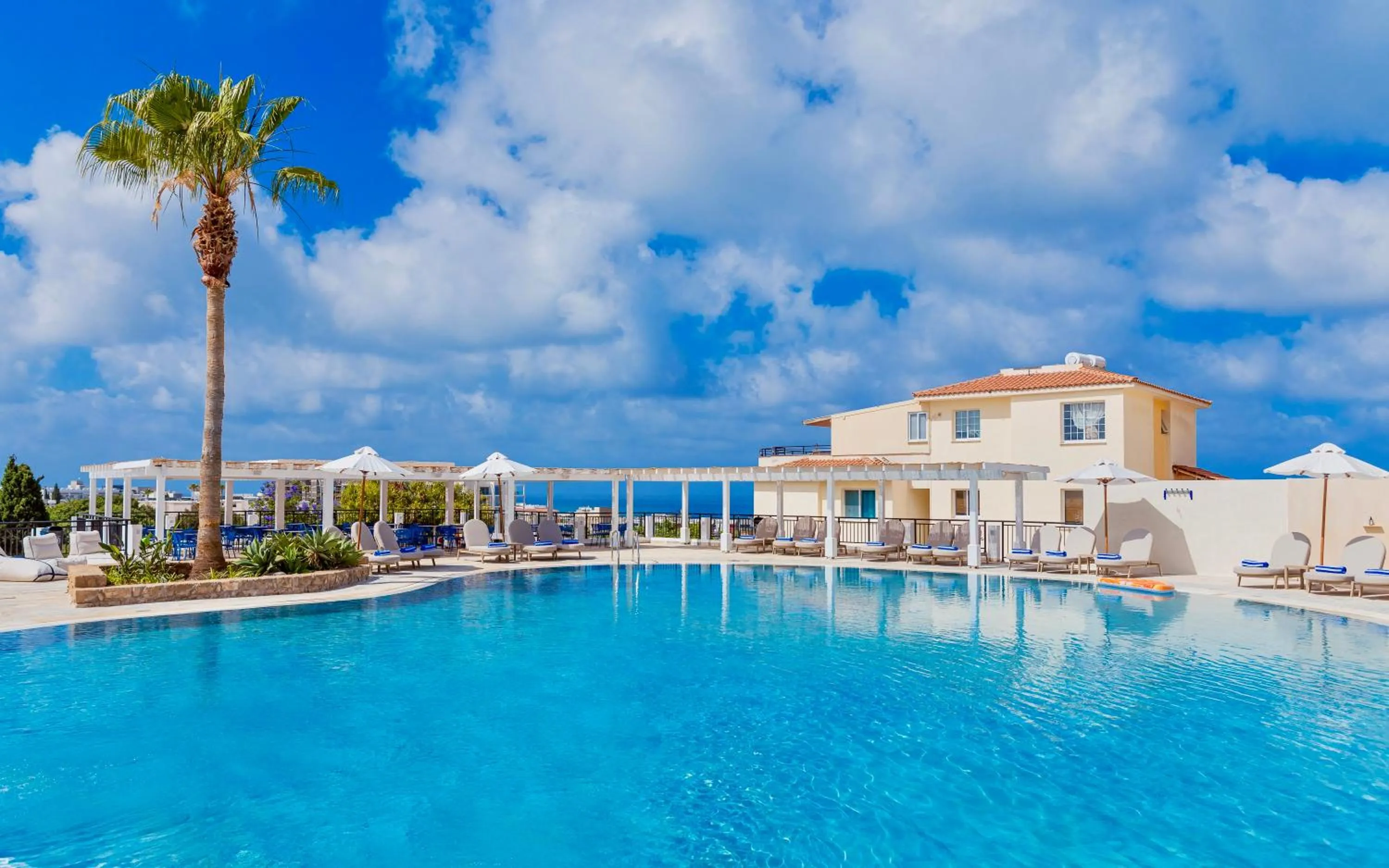 Day in WellClub Resort - Wellness & SeaView Suites