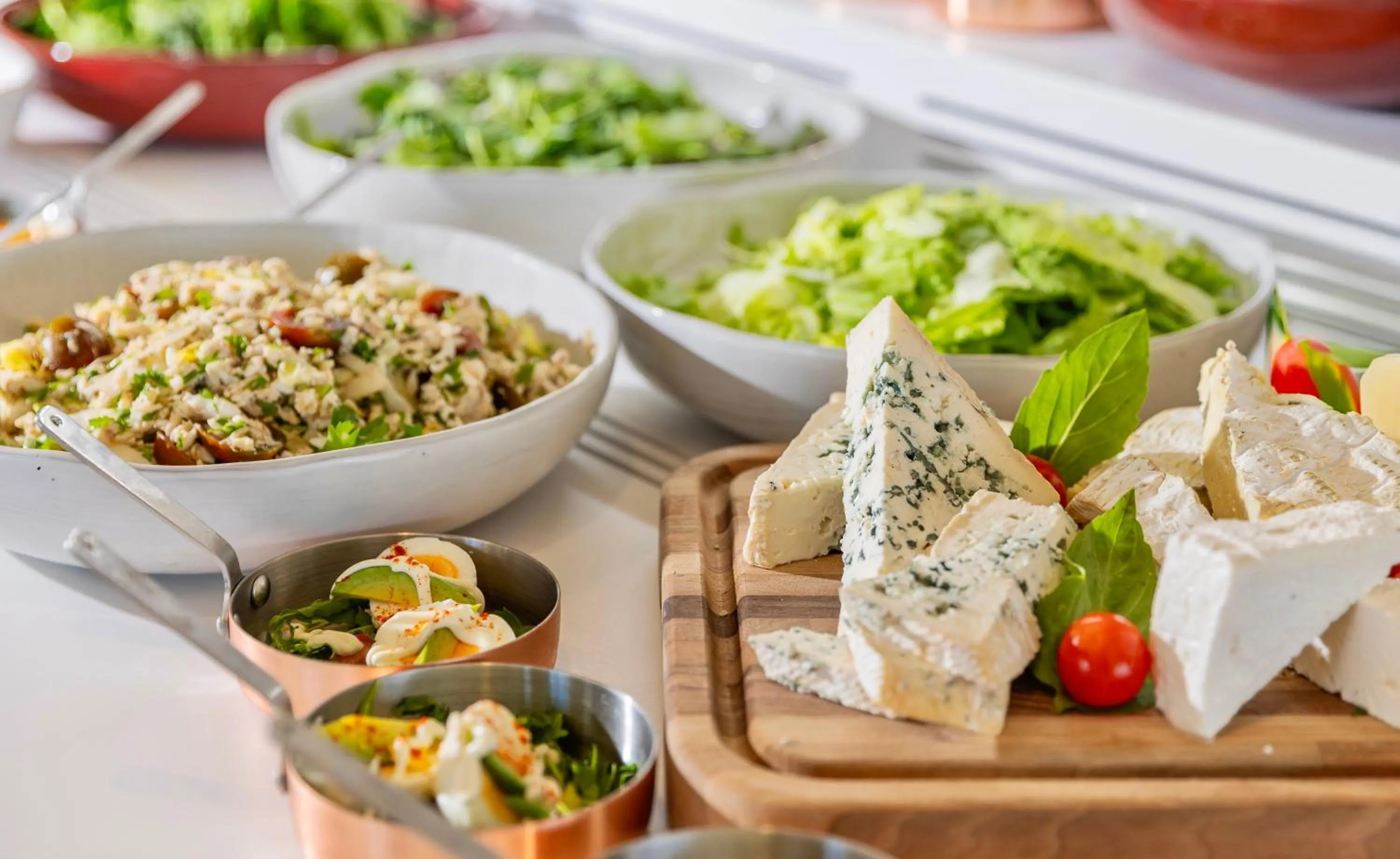 Food and drinks in WellClub Resort - Wellness & SeaView Suites