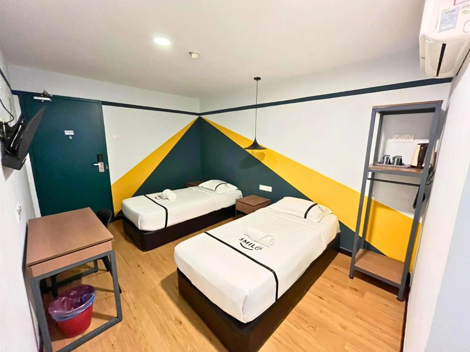 Twin Room in Seeds Hotel Damansara Pelangi