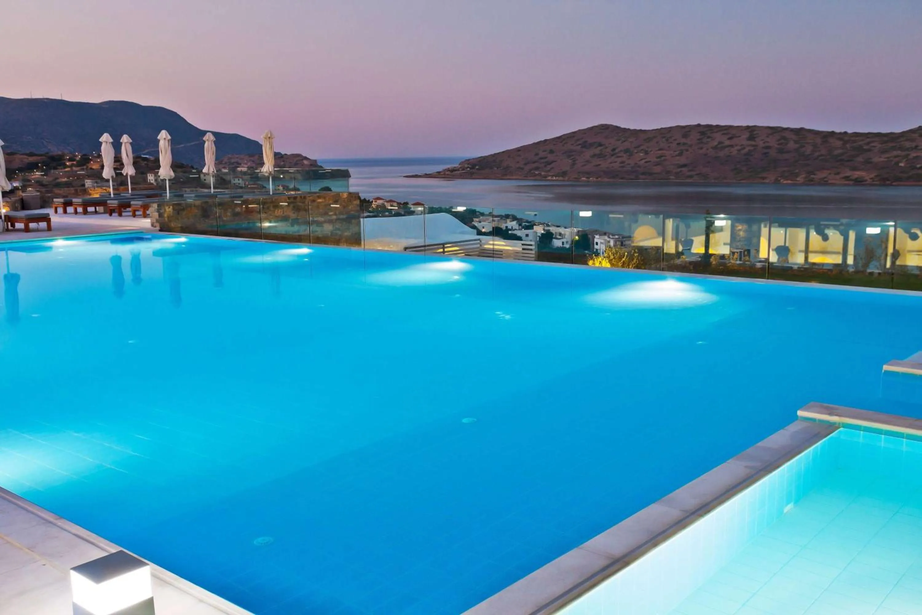 Lounge or bar in Royal Marmin Bay Boutique & Art Hotel