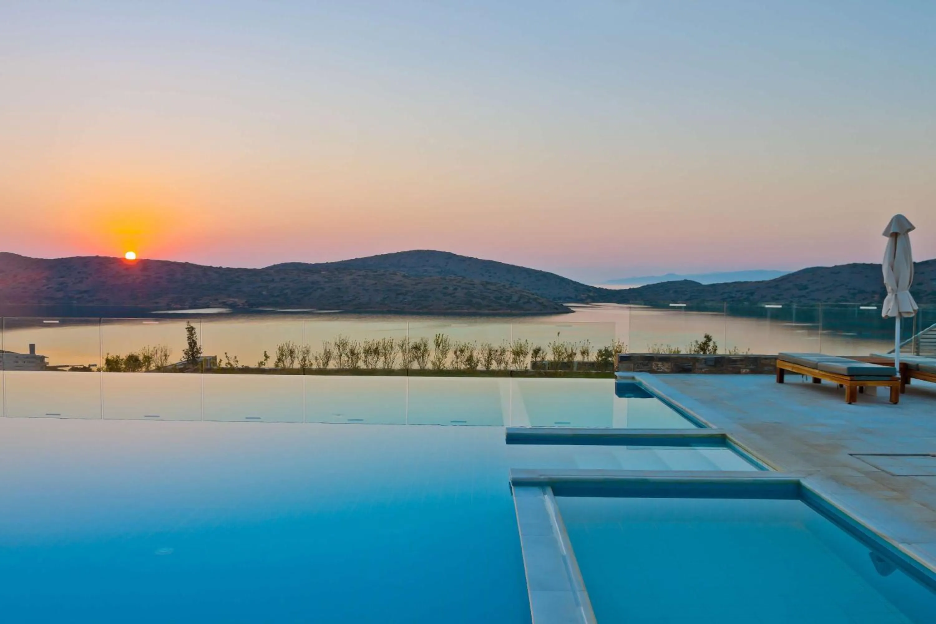 Night in Royal Marmin Bay Boutique & Art Hotel