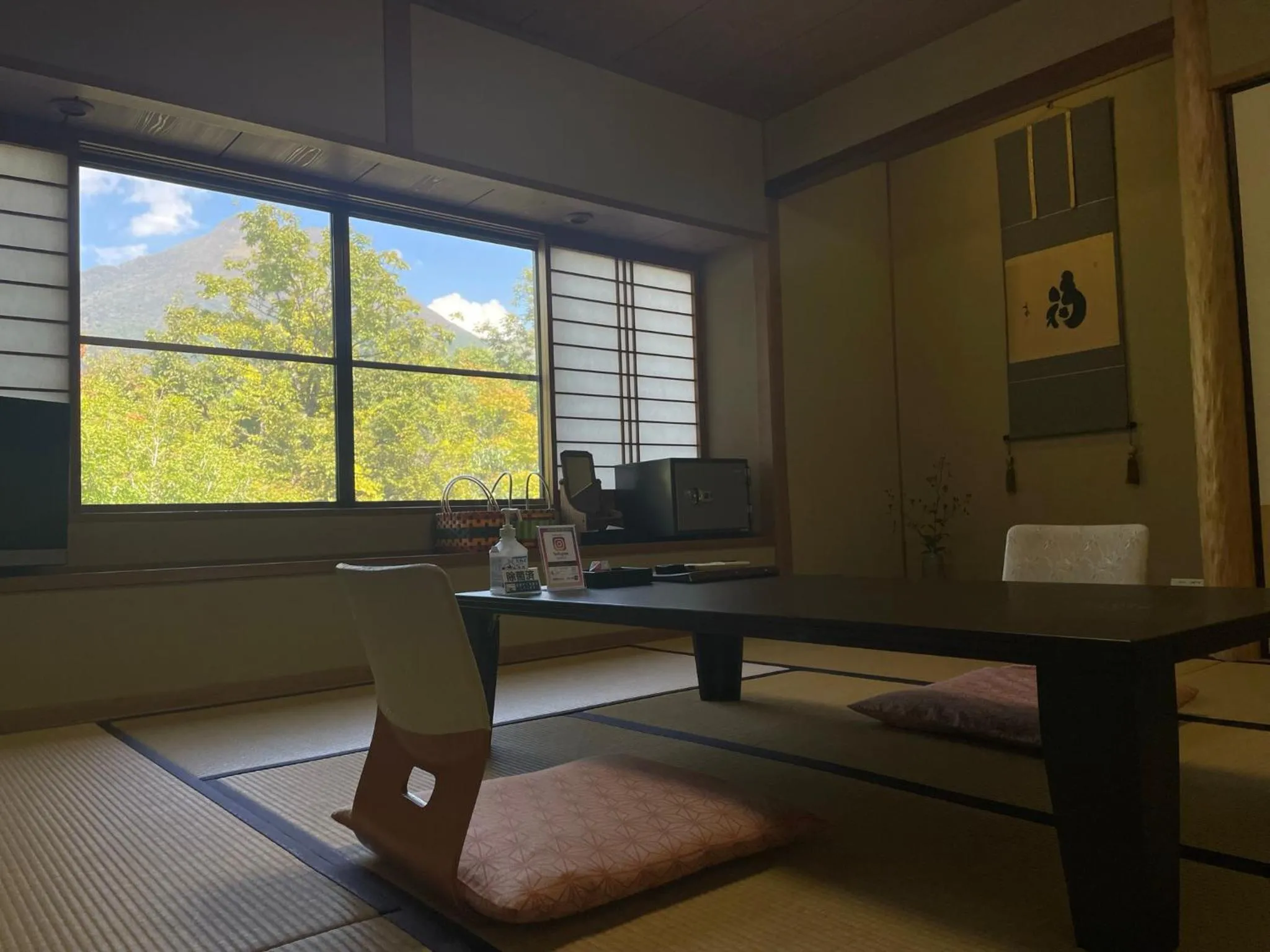 Photo of the whole room in Ryoso Yufuin Yamadaya