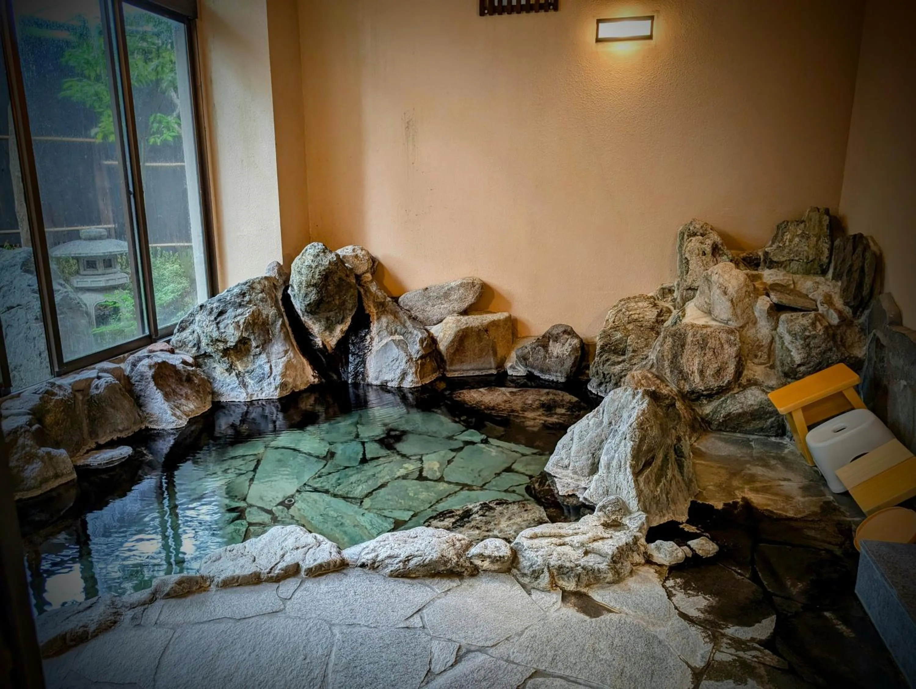 Hot Spring Bath in Ryoso Yufuin Yamadaya