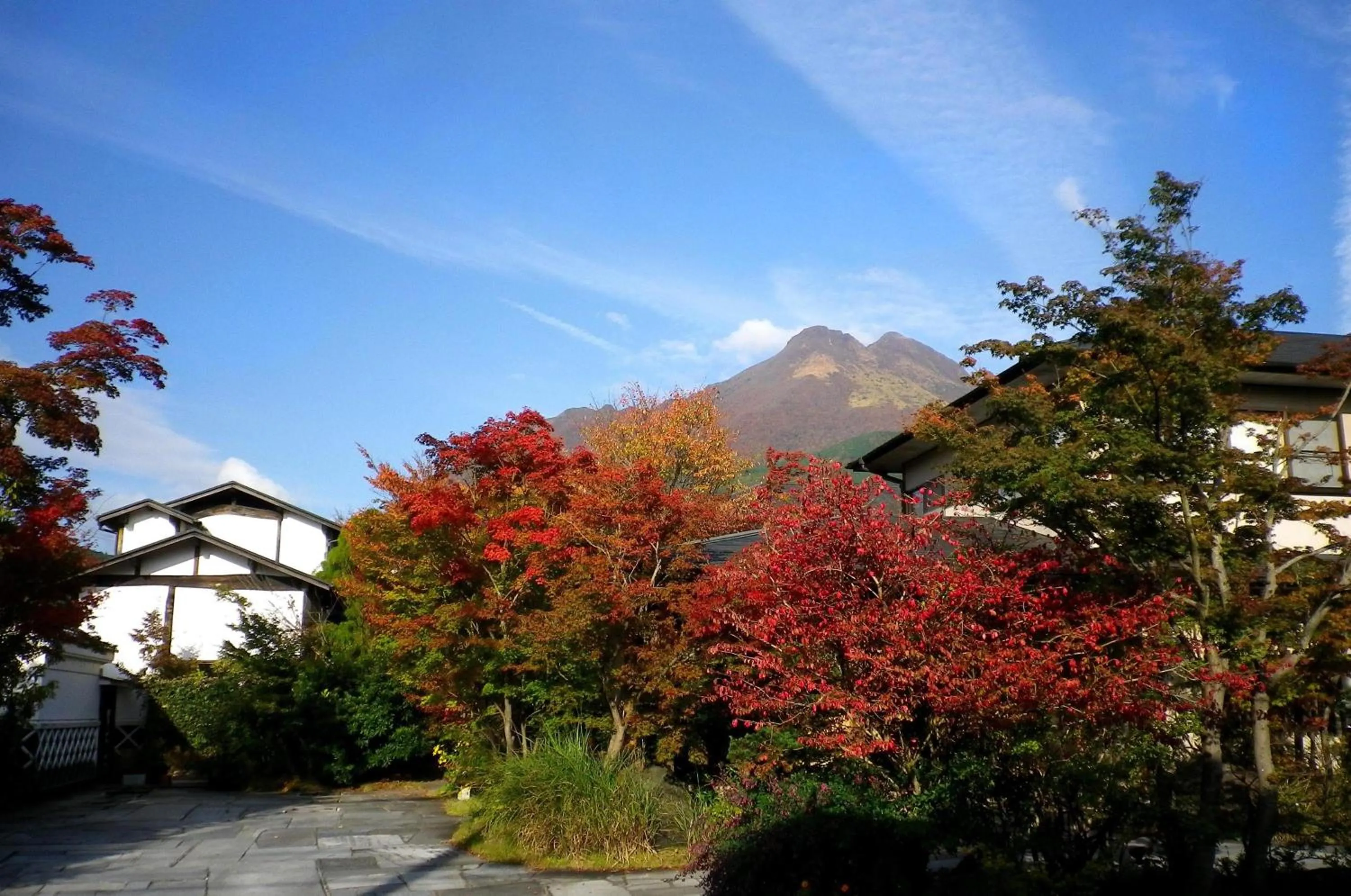 Facade/entrance in Ryoso Yufuin Yamadaya