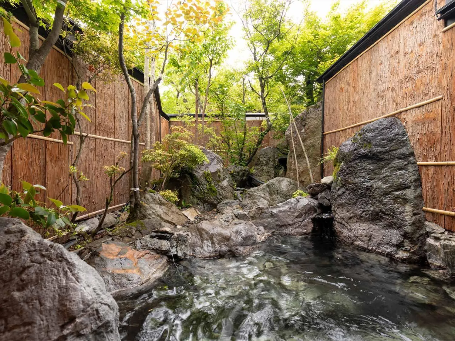 Hot Spring Bath in Ryoso Yufuin Yamadaya