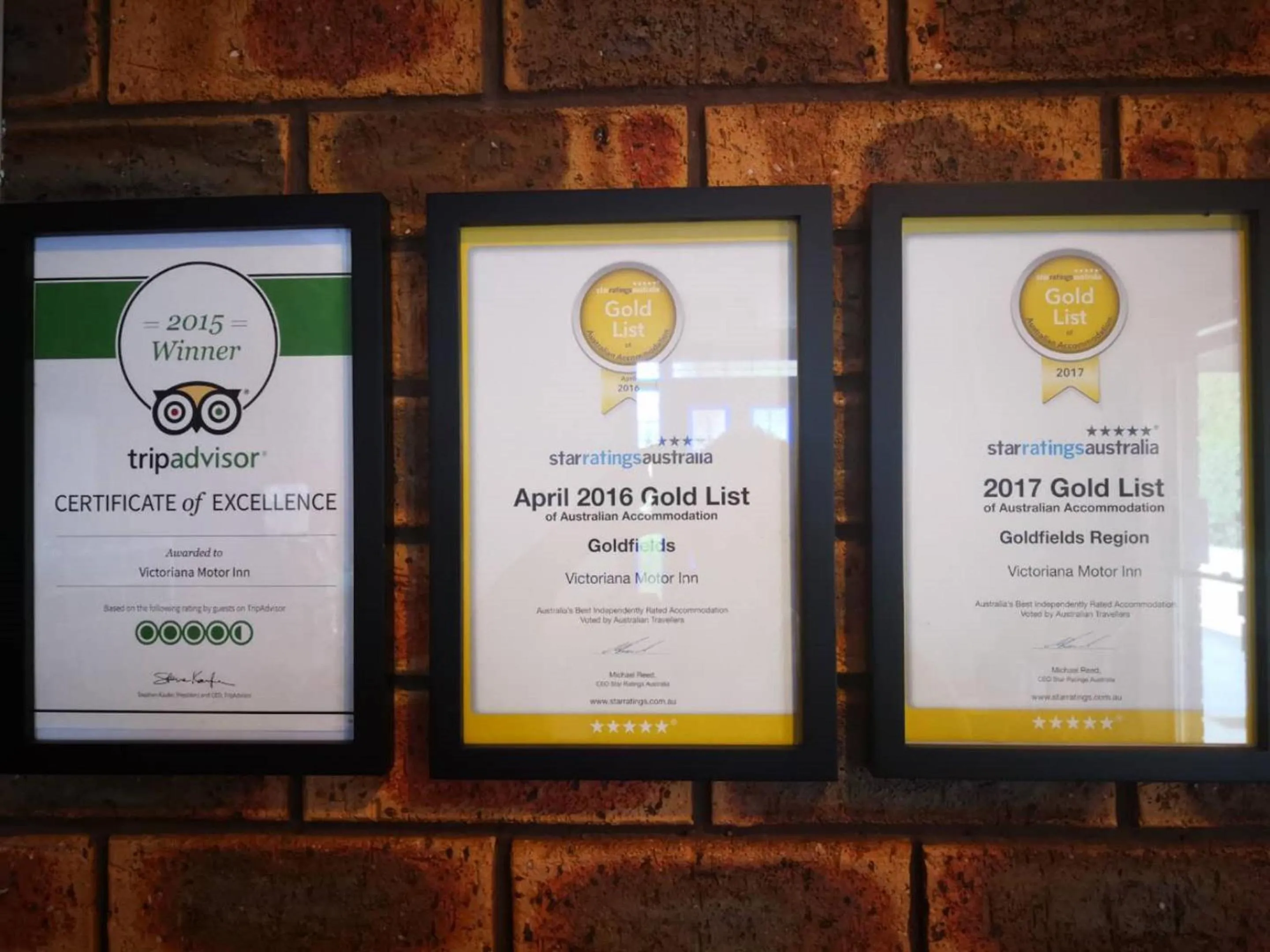 Certificate/Award in Victoriana Motor Inn