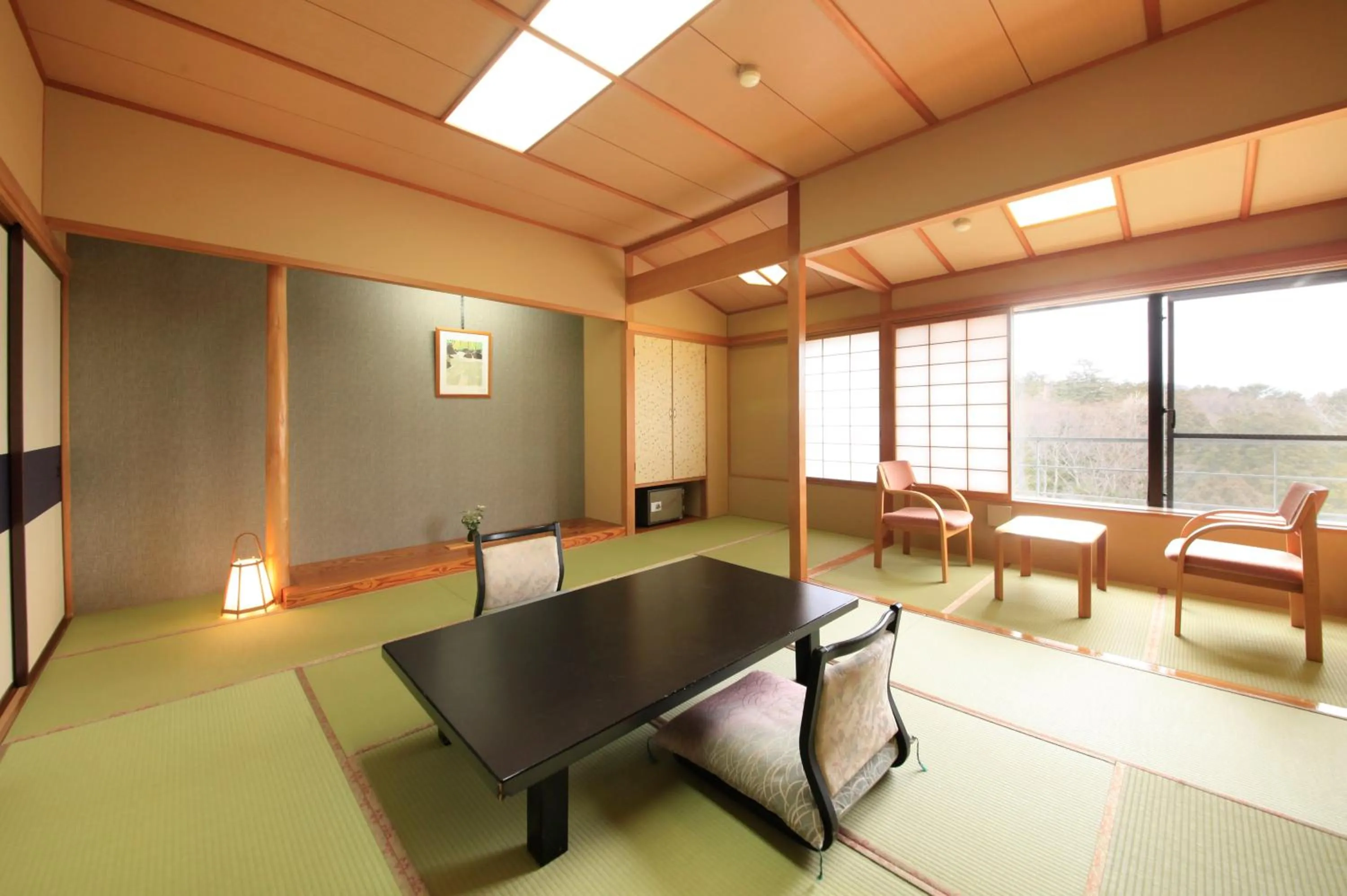 Photo of the whole room in Minoya