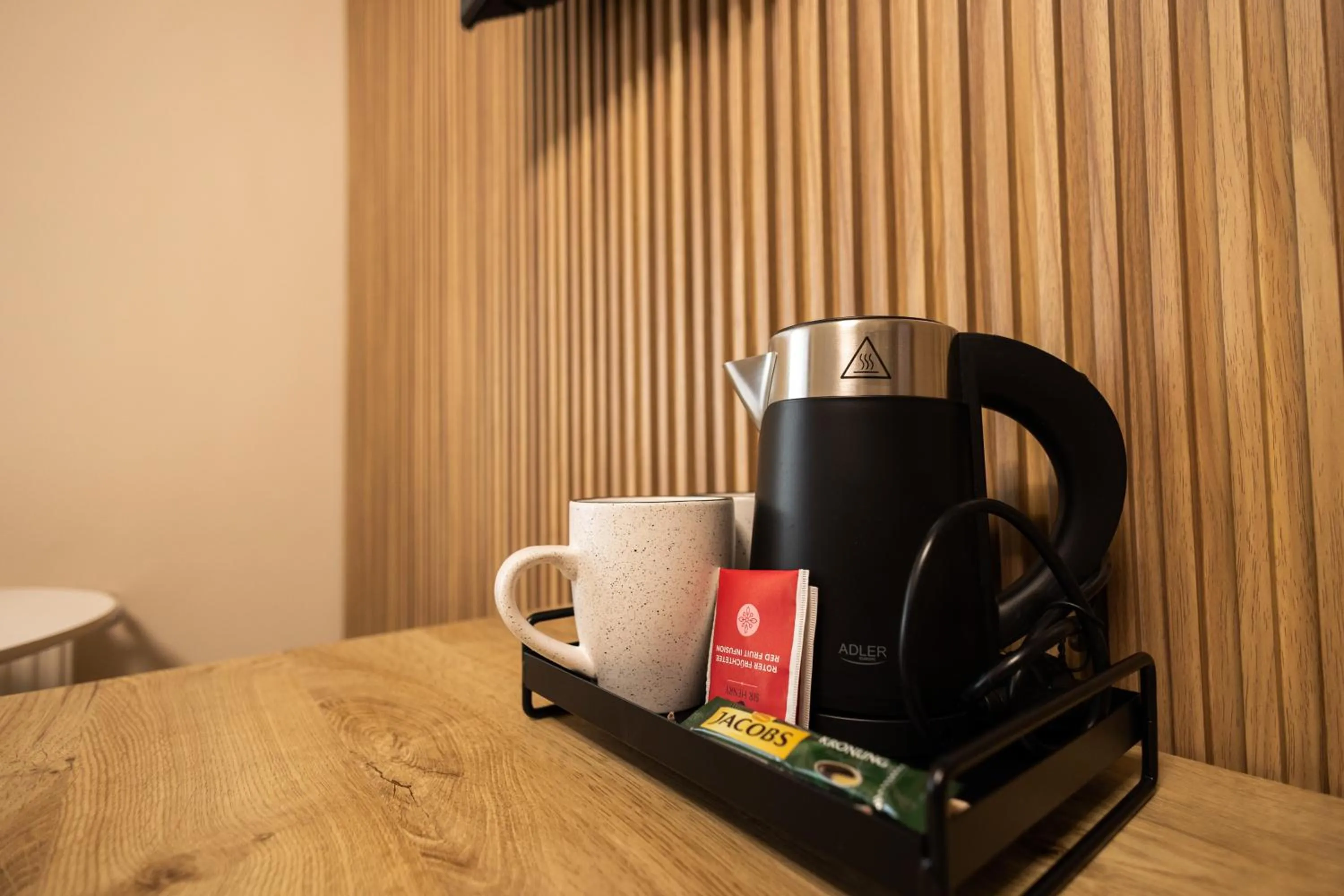 Coffee/tea facilities in Apart Hotel Bonjour Cluj