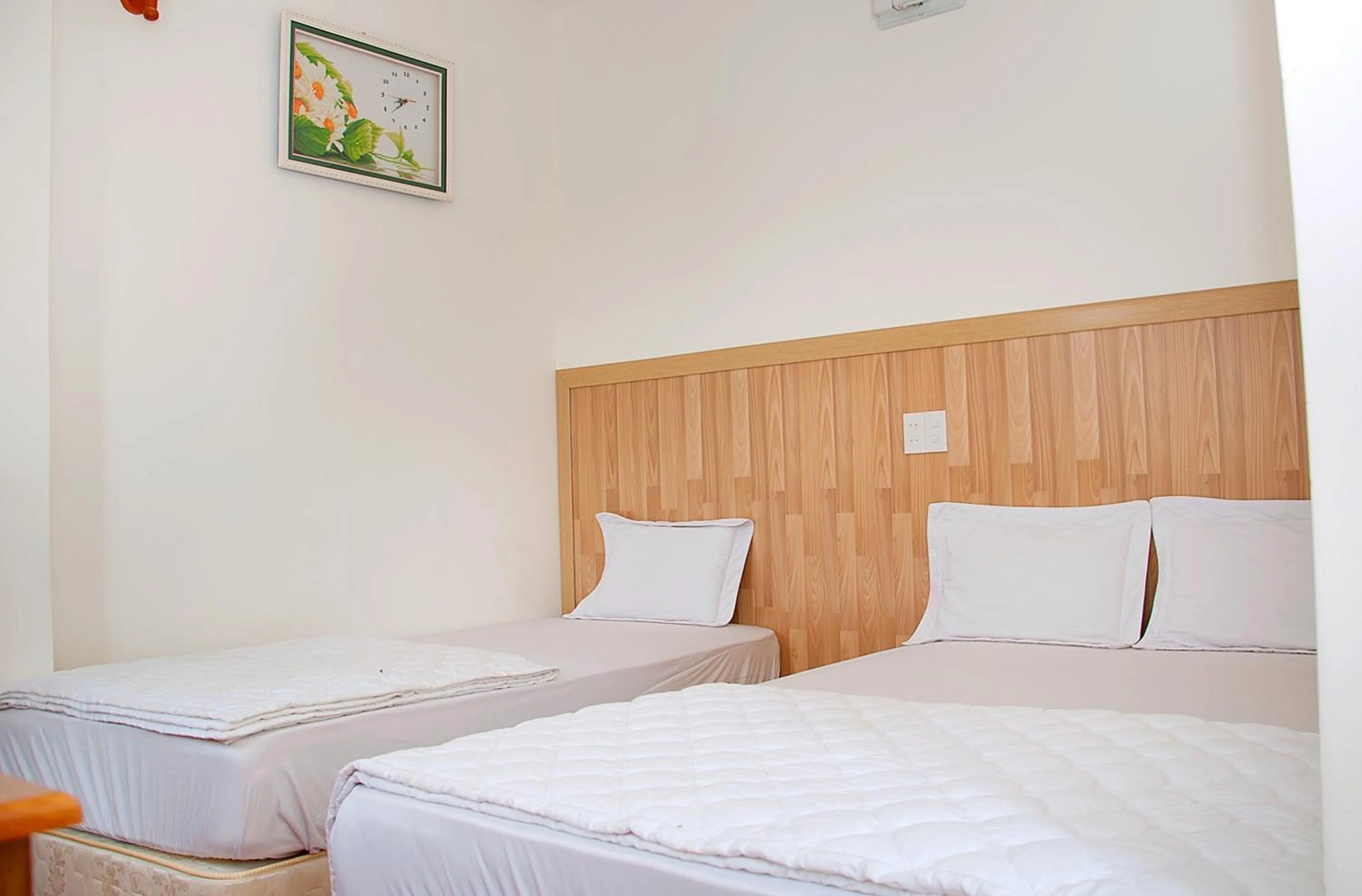 Decorative detail, Bed in Blue Sea Hotel 2