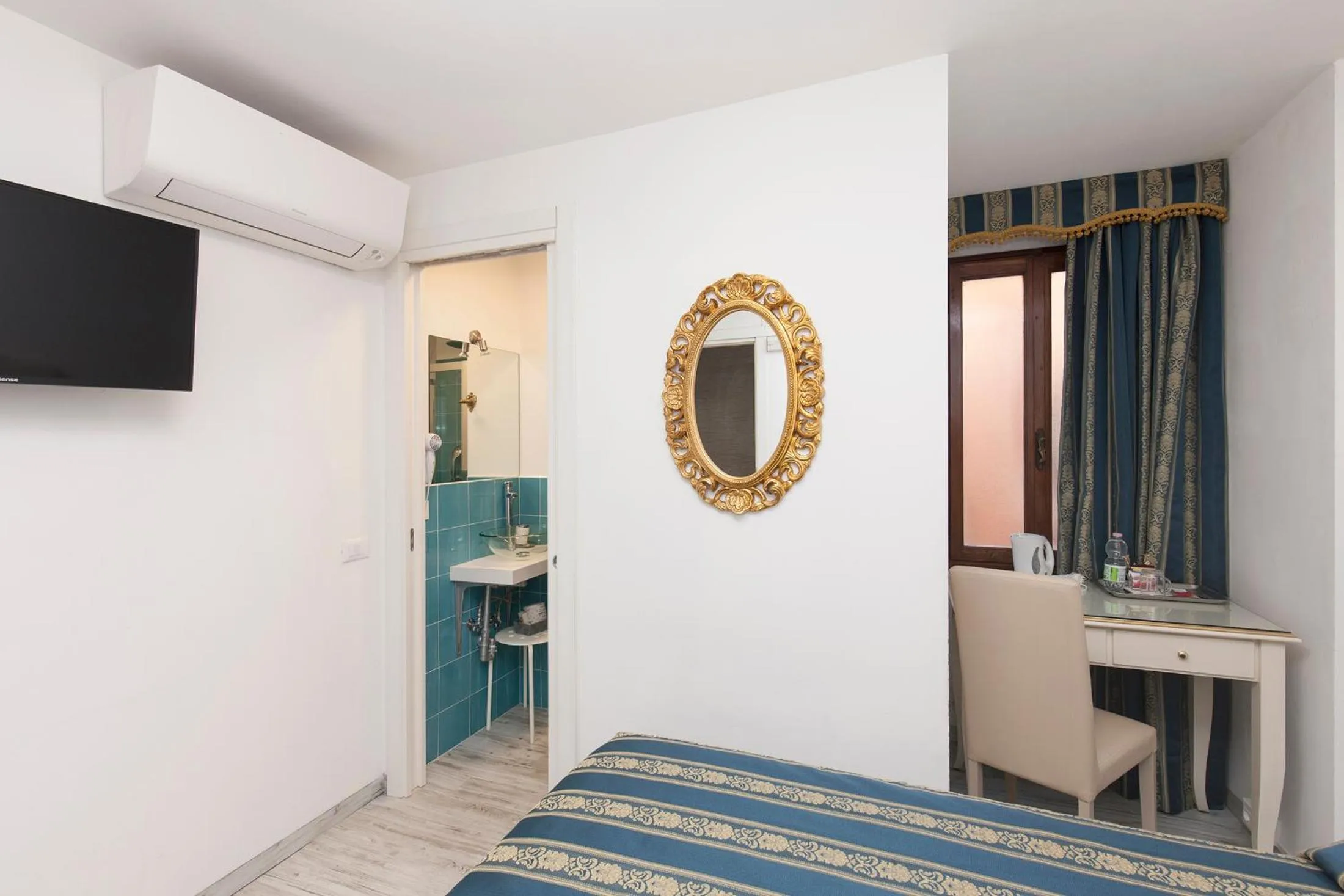 TV and multimedia, Bed in Al Mascaron Ridente