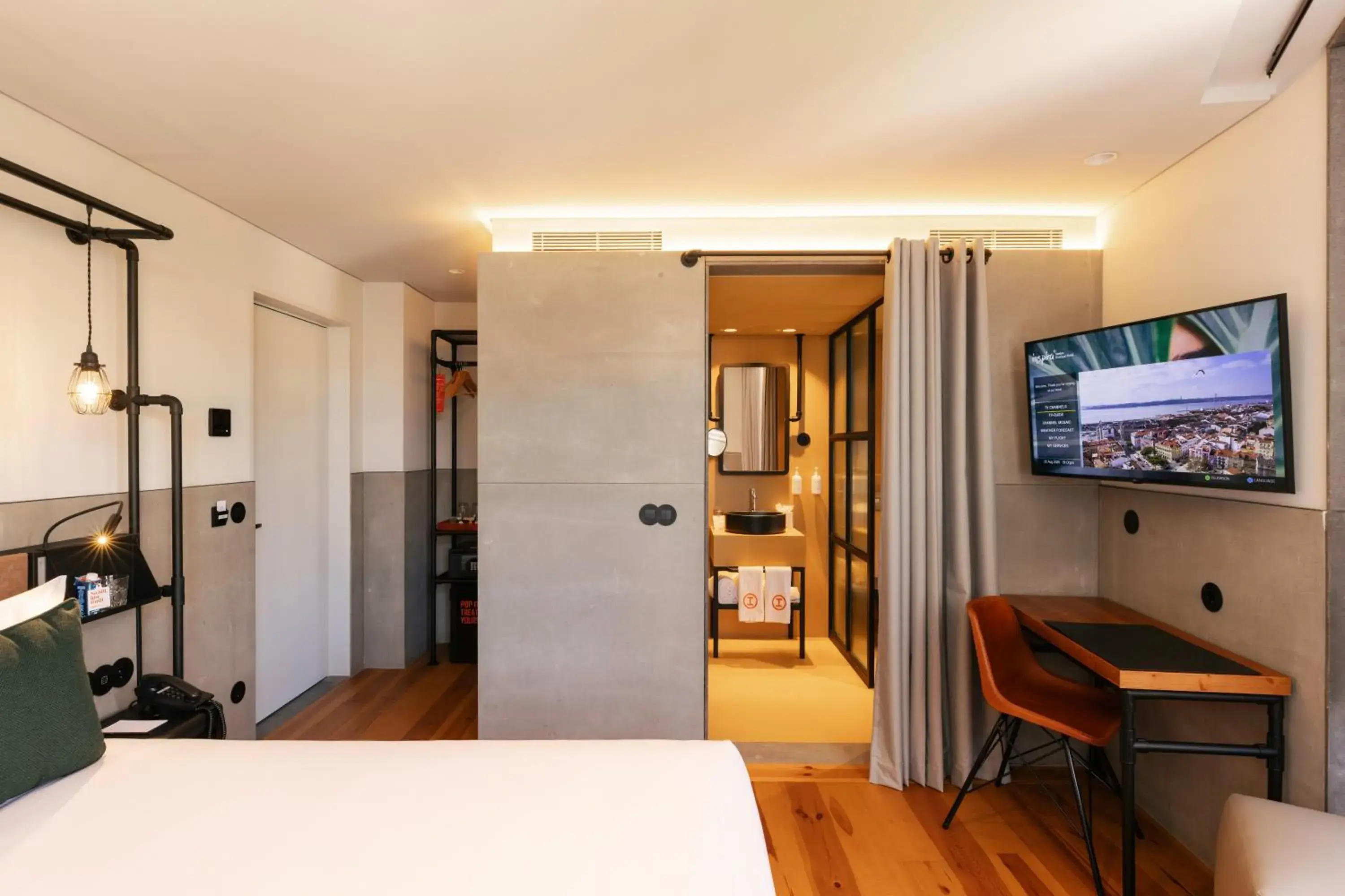 Deluxe Double or Twin Room in Inspira Santos Boutique Hotel Deluxe Double or Twin Room in Inspira Santos Boutique Hotel