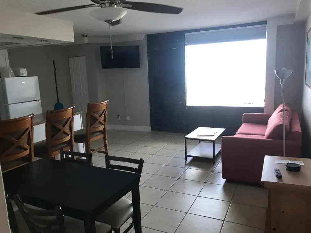 One-Bedroom Suite - single occupancy in The Maverick One-Bedroom Suite - single occupancy in The Maverick